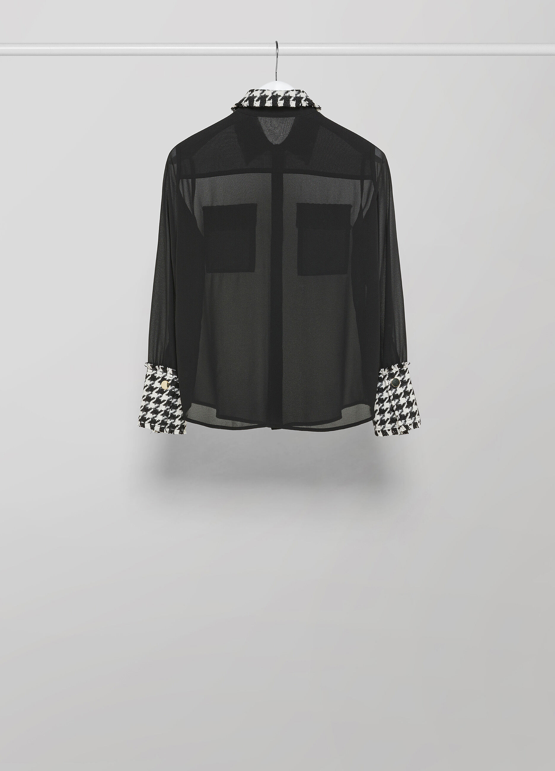 Shirt with houndstooth inserts_5
