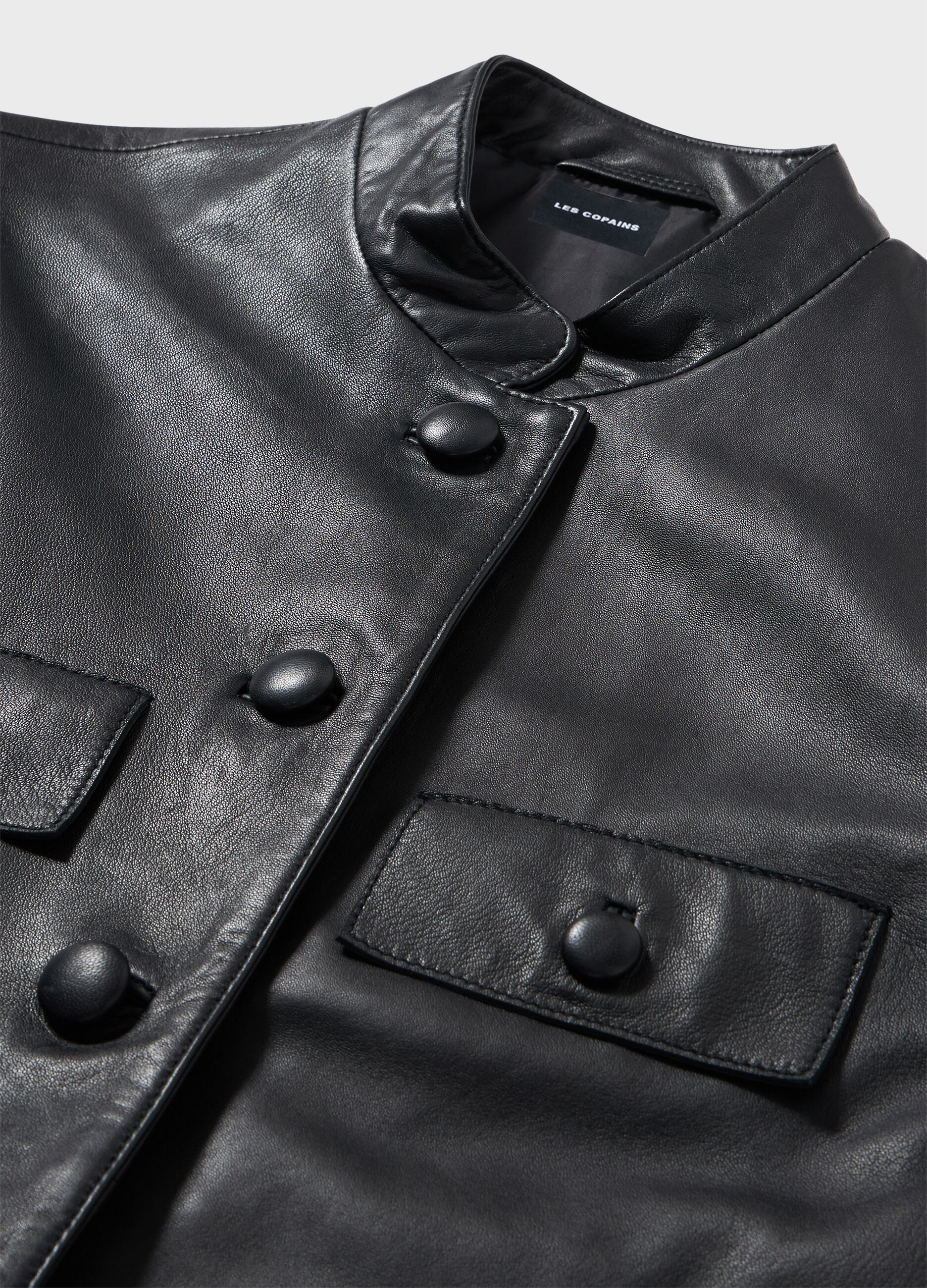 Veste courte en cuir
