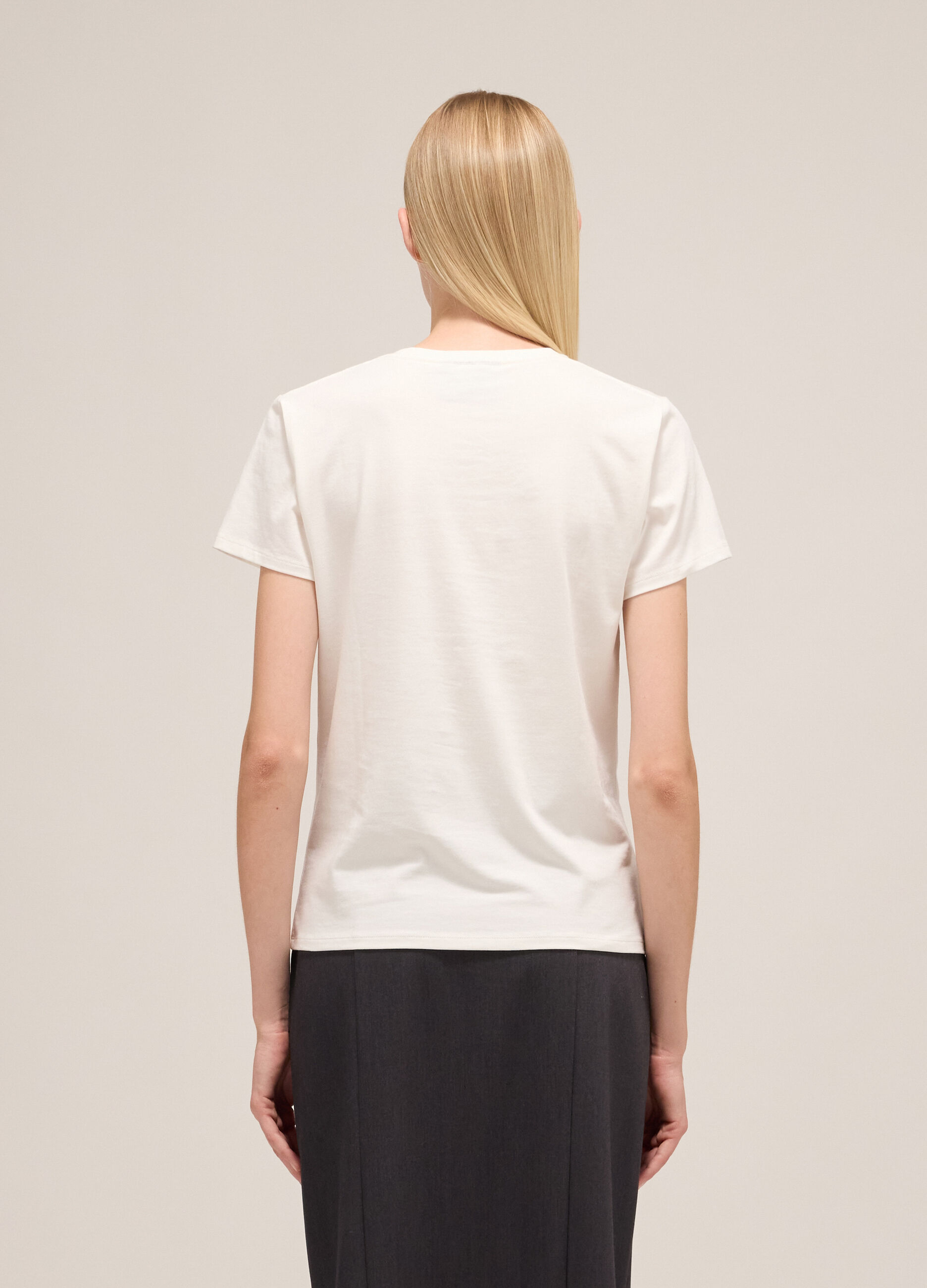 Short-sleeved T-shirt with lettering