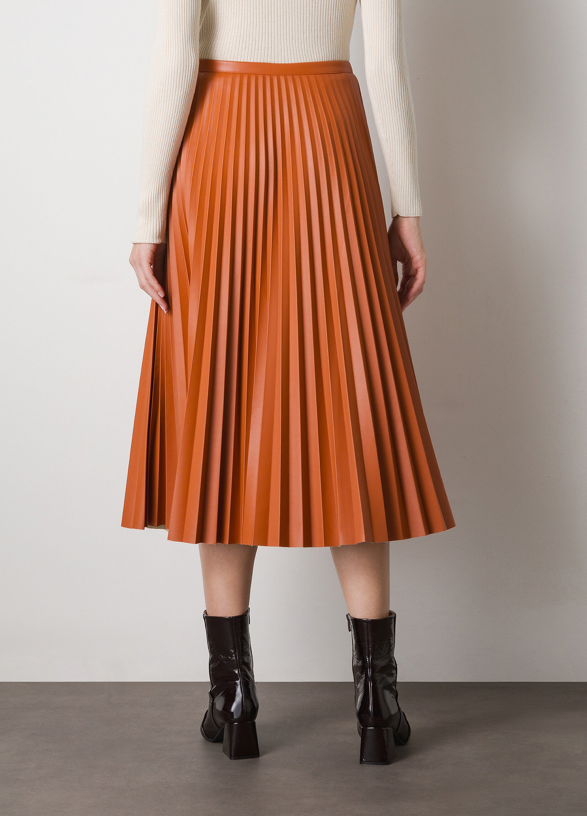 Faux leather pleated skirt