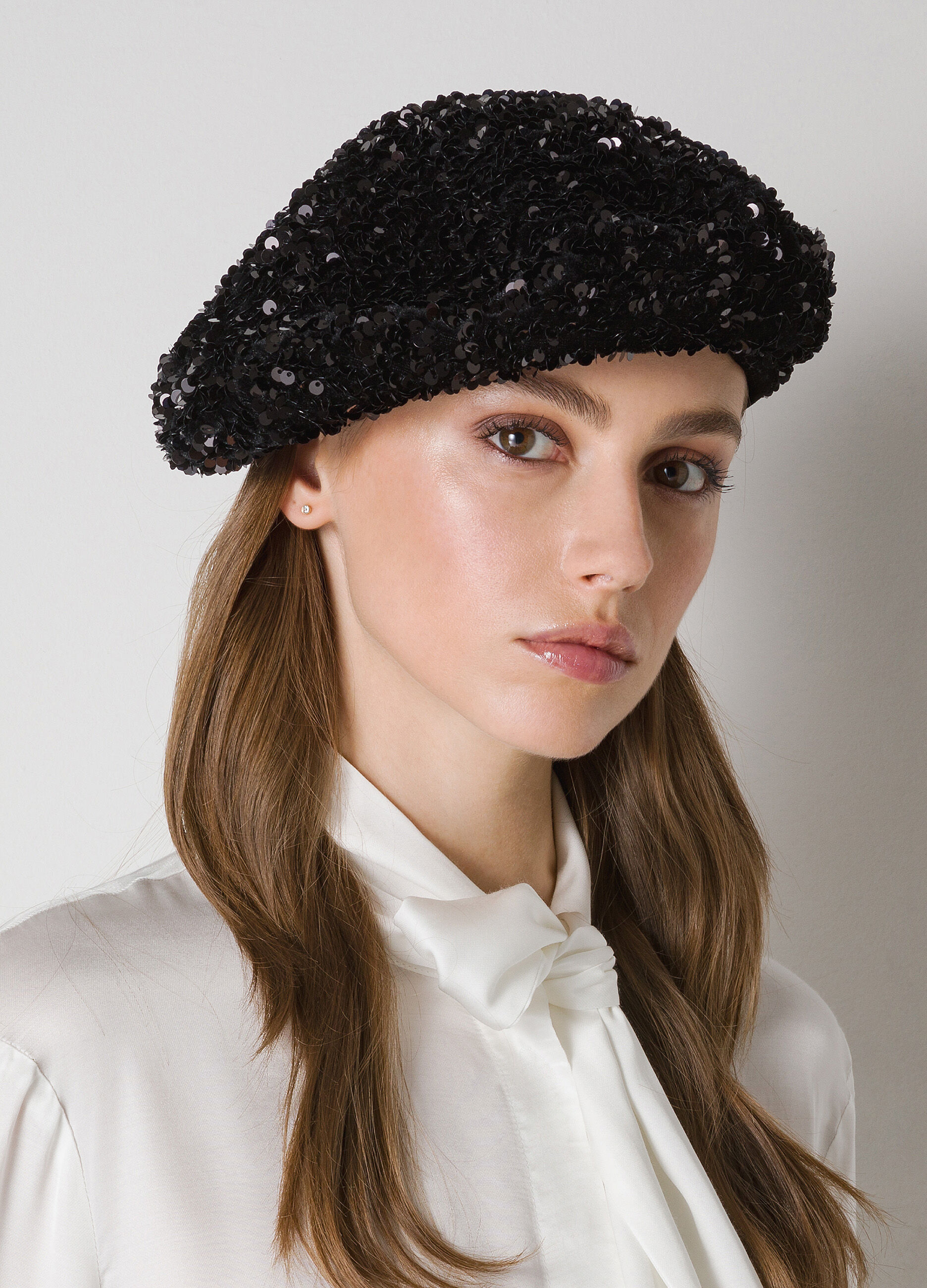 Sequined beret_0