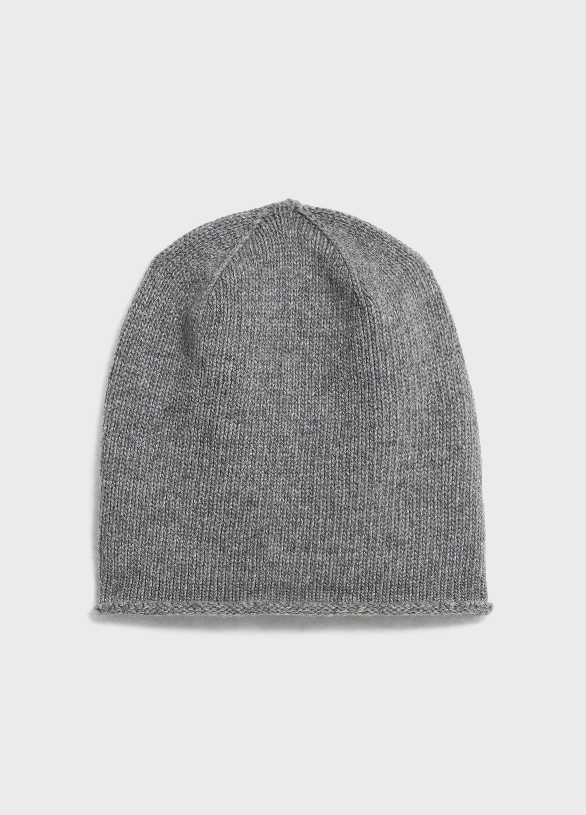 Soft hat in wool blend