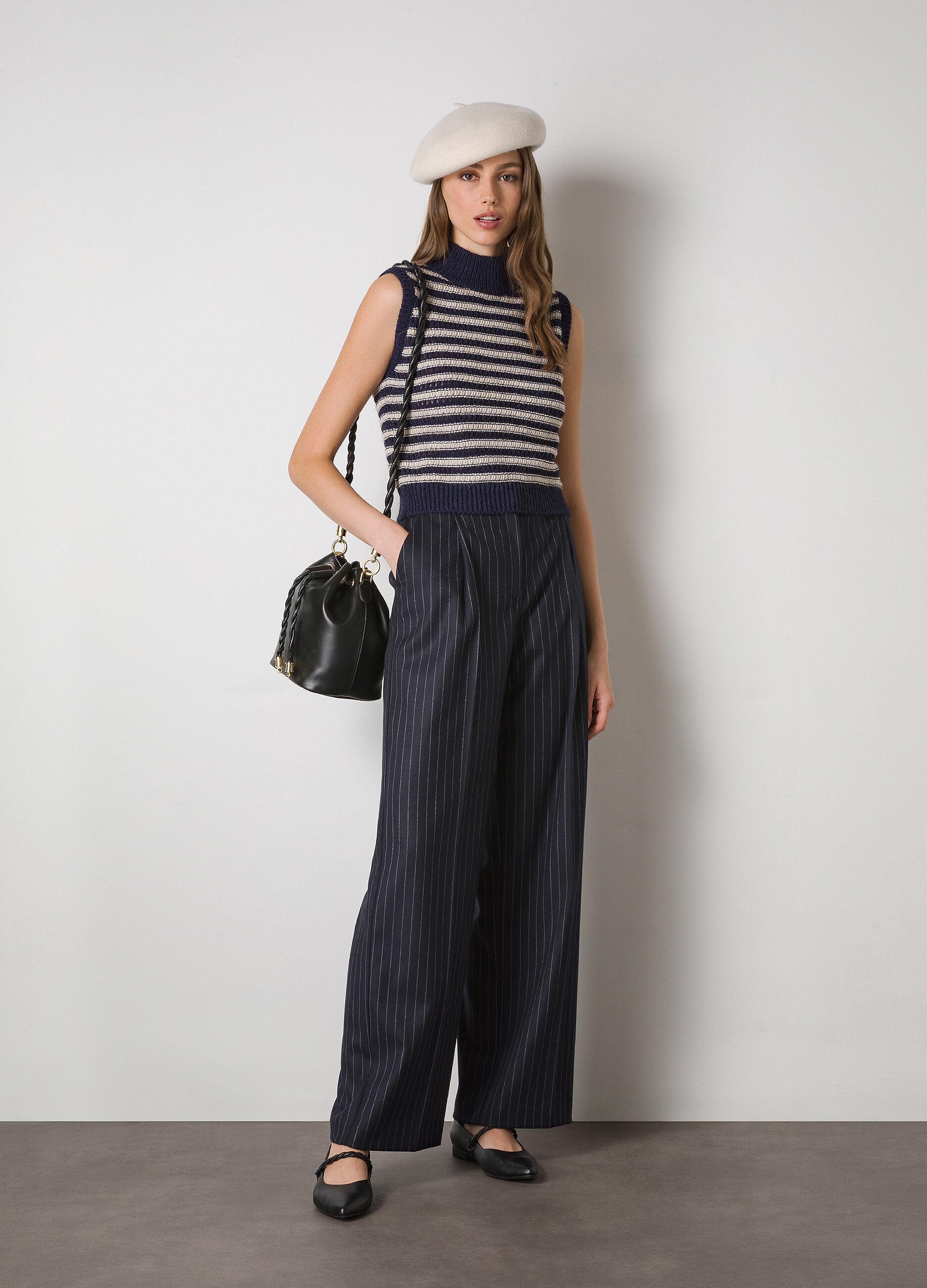 Sleeveless tricot in alpaca wool blend 