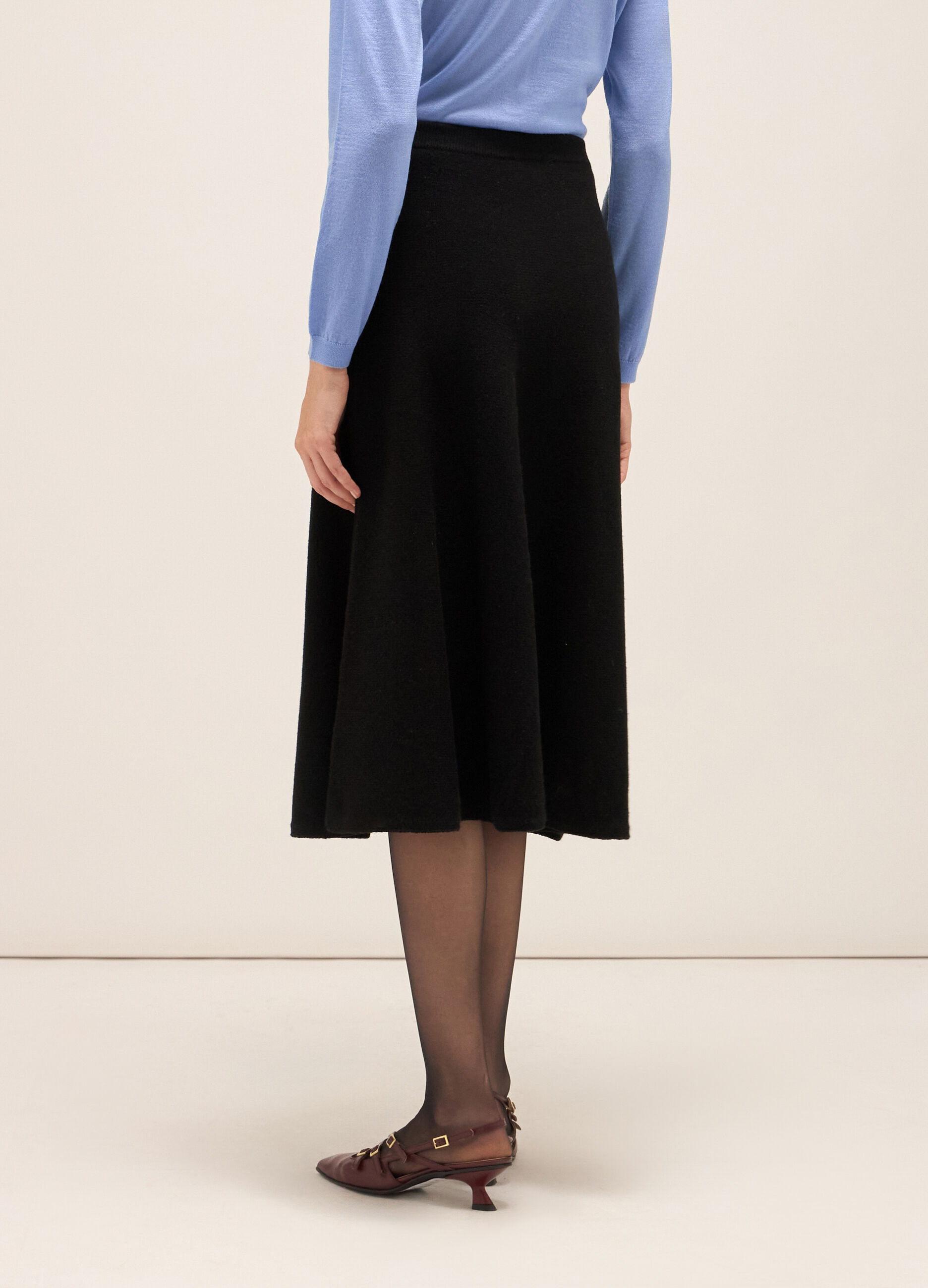 Midi skirt in wool blend knit