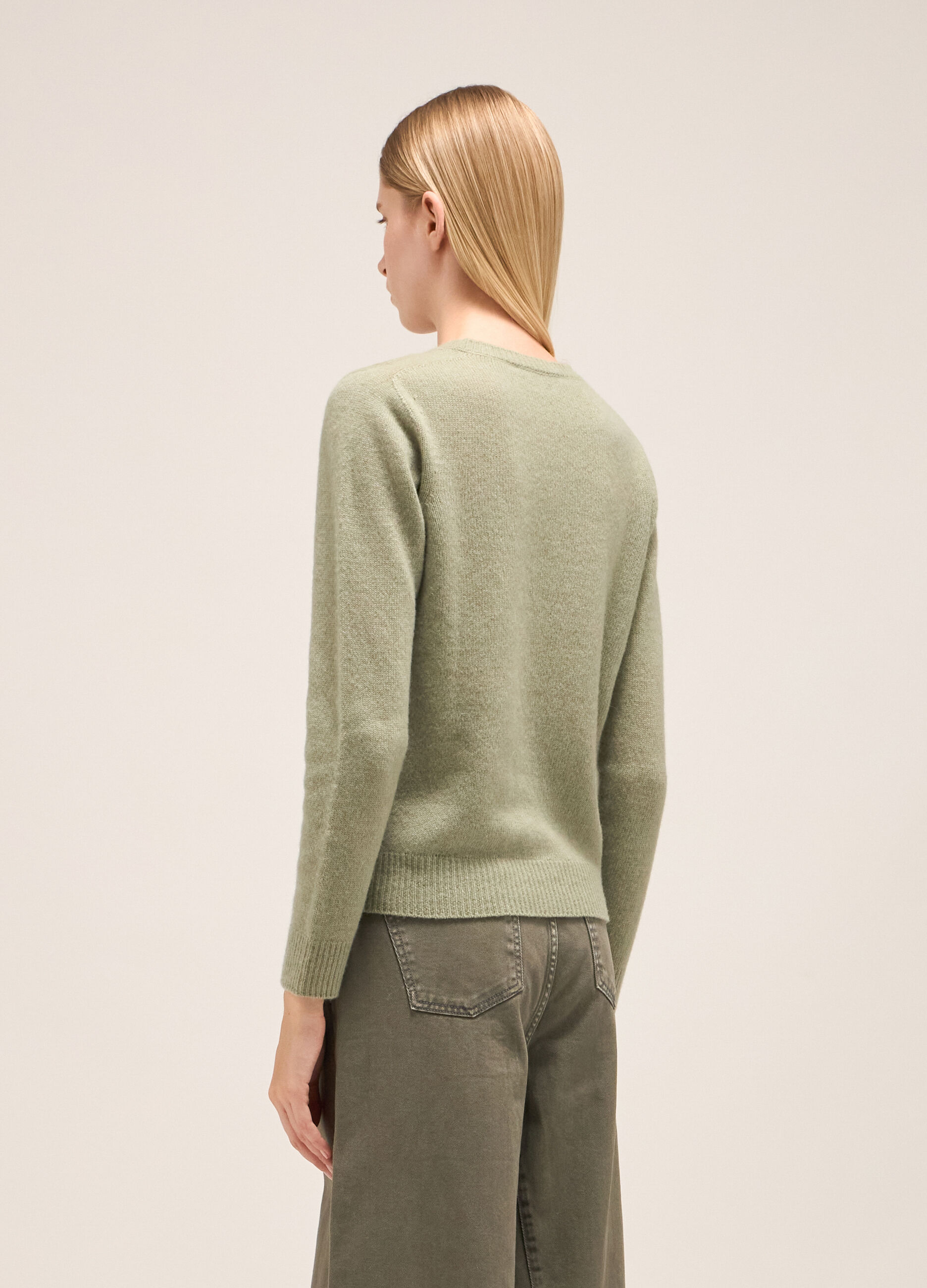Crew-neck sweater in merino wool and cashmere