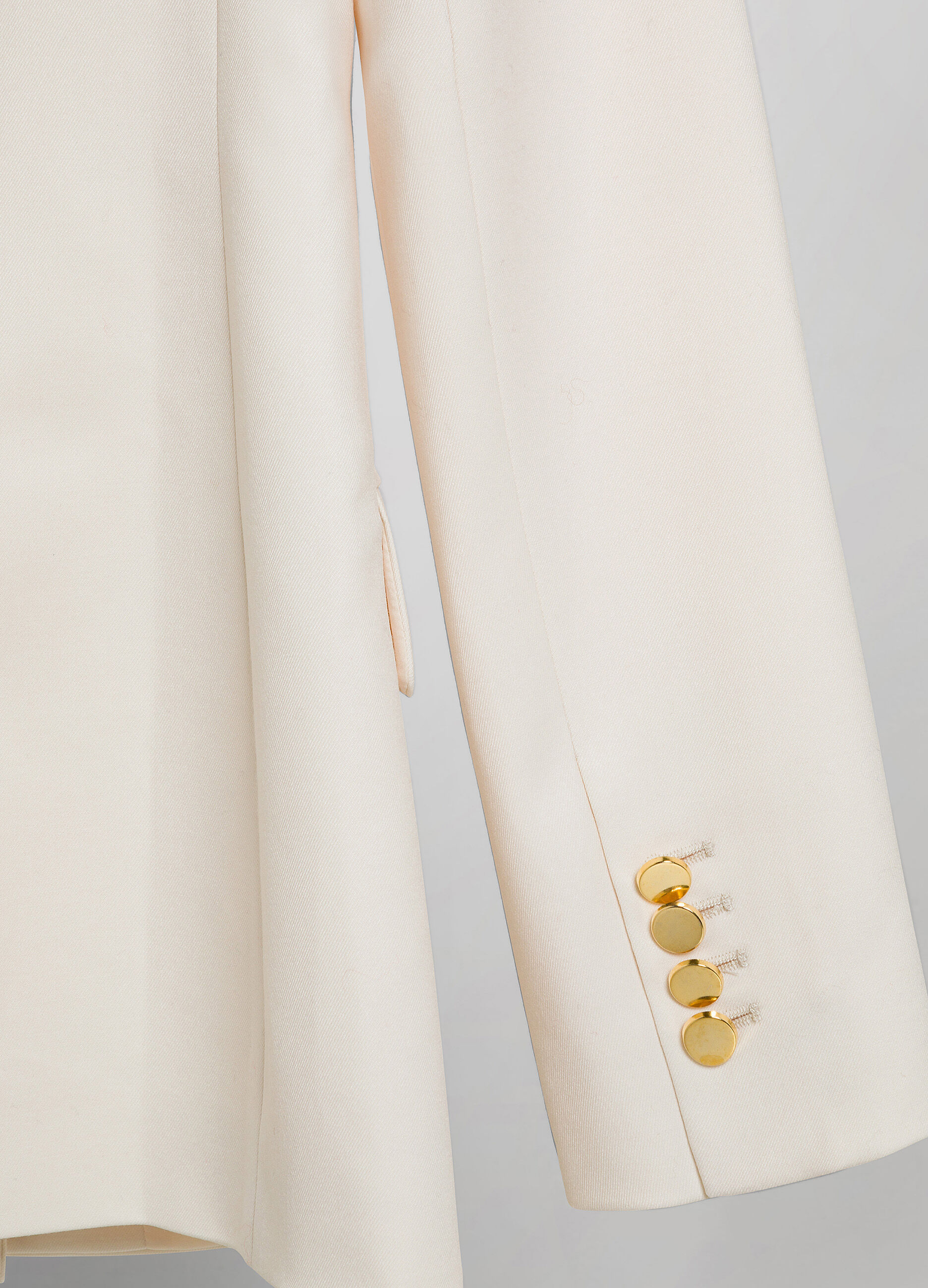 White double-breasted blazer_6