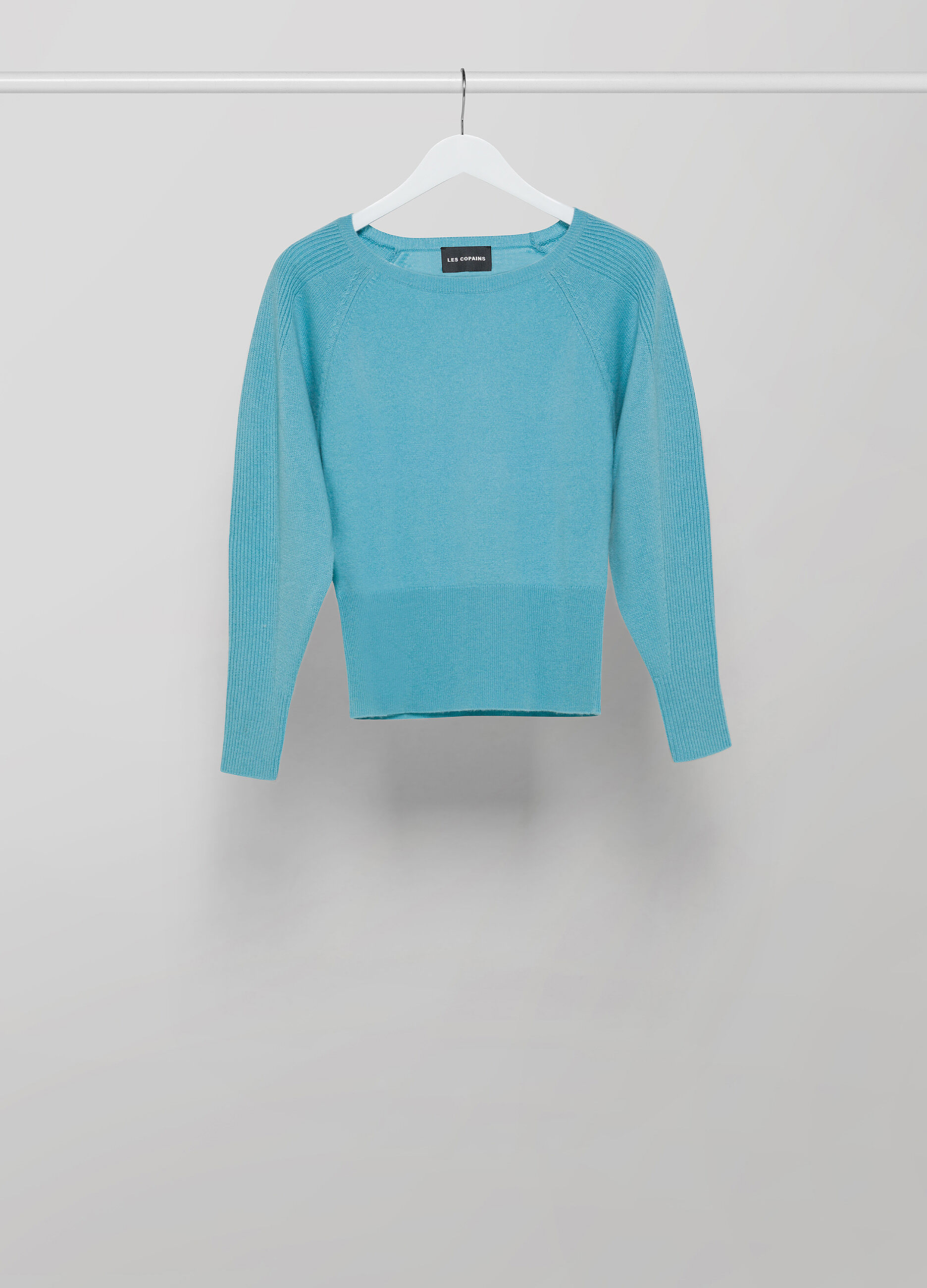 Cashmere-blend pullover 