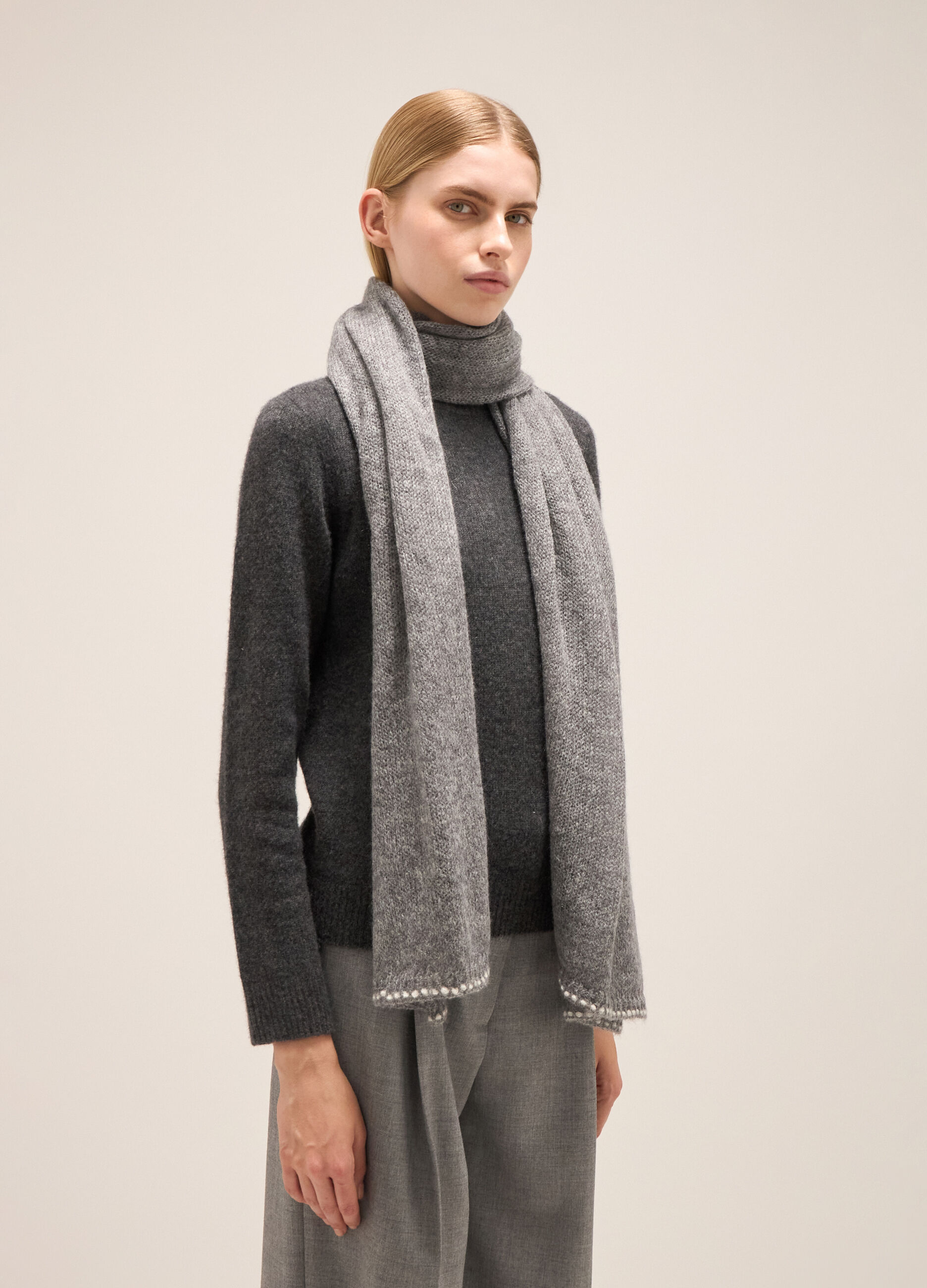 Stole in mohair and acrylic blend