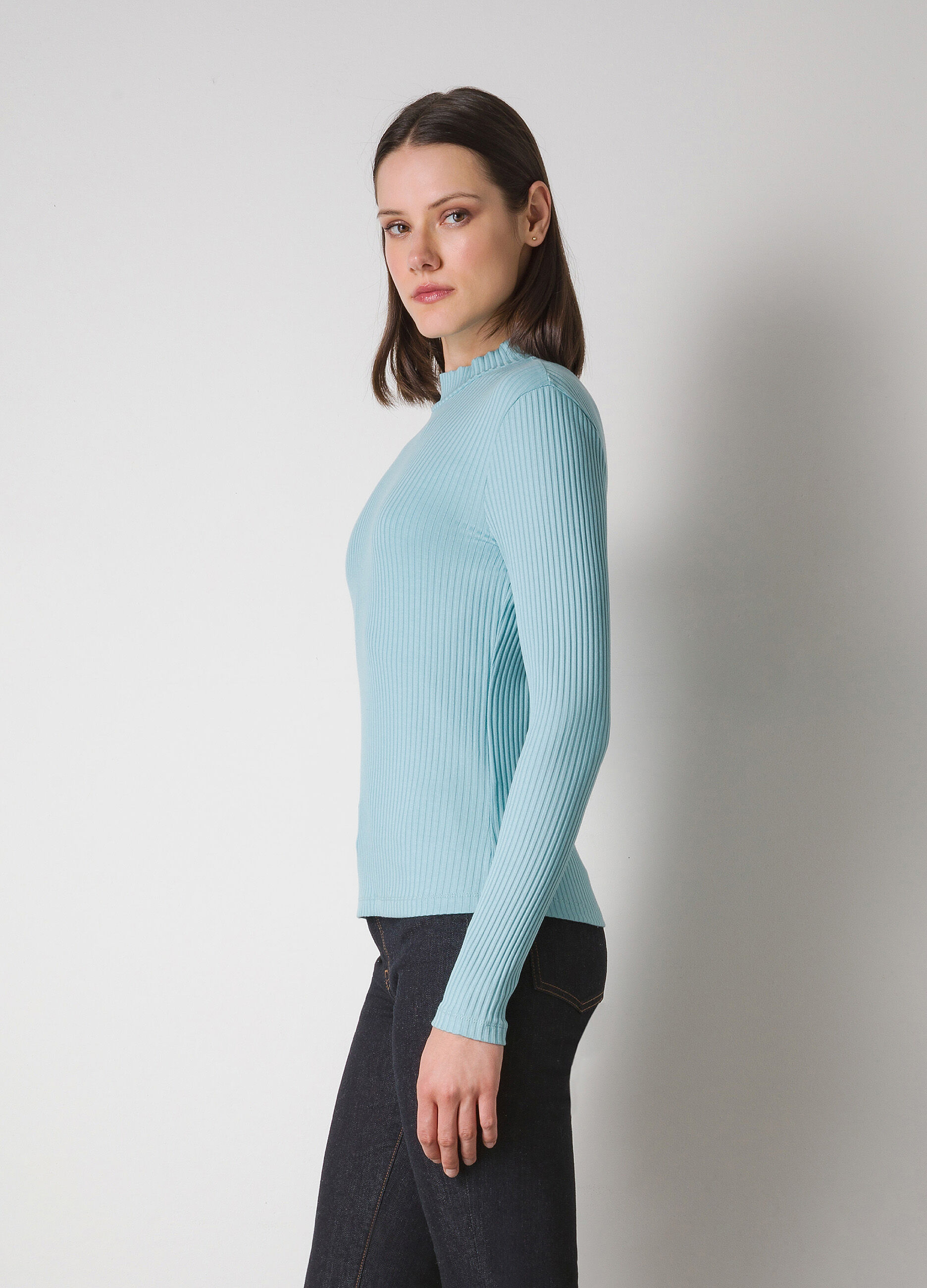 Long-sleeved T-shirt in ribbed stretch cotton_3