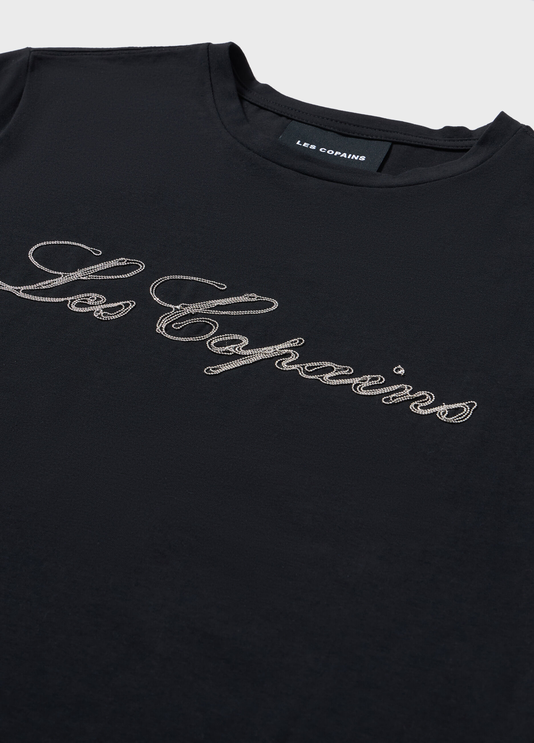 Short-sleeved T-shirt with lettering