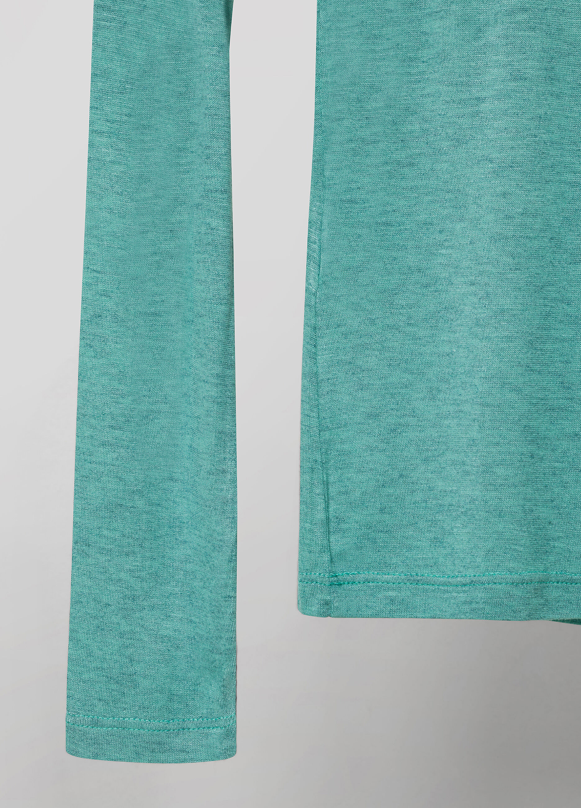 Green wool blend long sleeve T-shirt