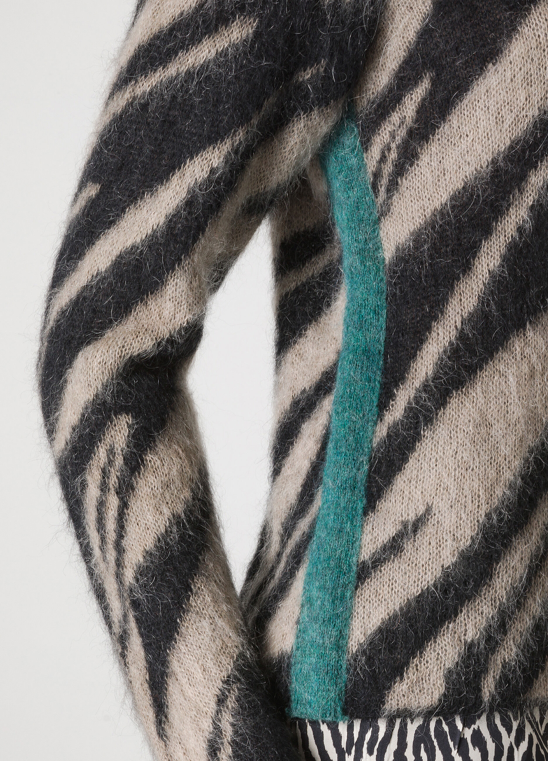 Tricot pullover in mohair wool blend_2
