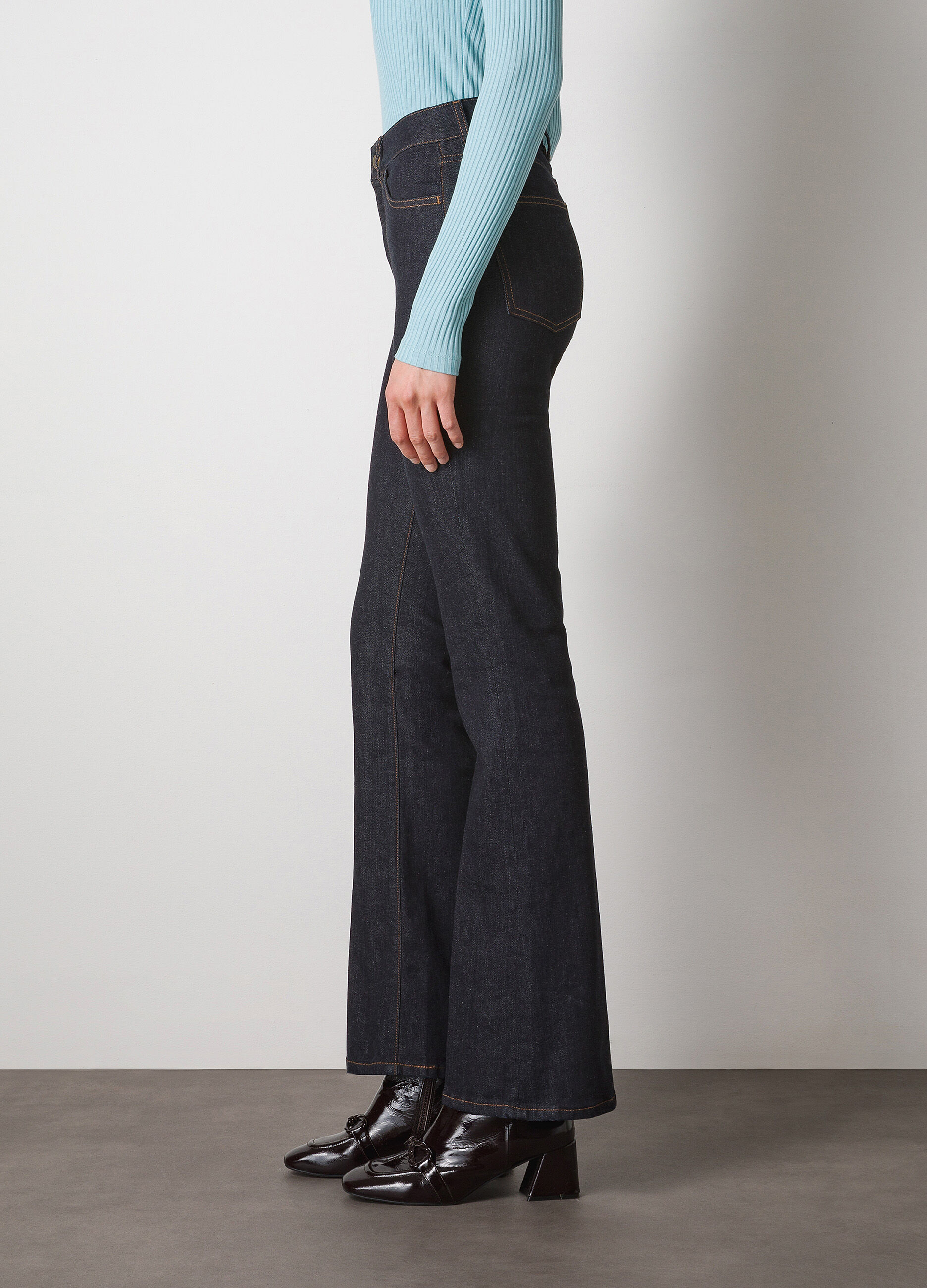 Bootcut flared denims 