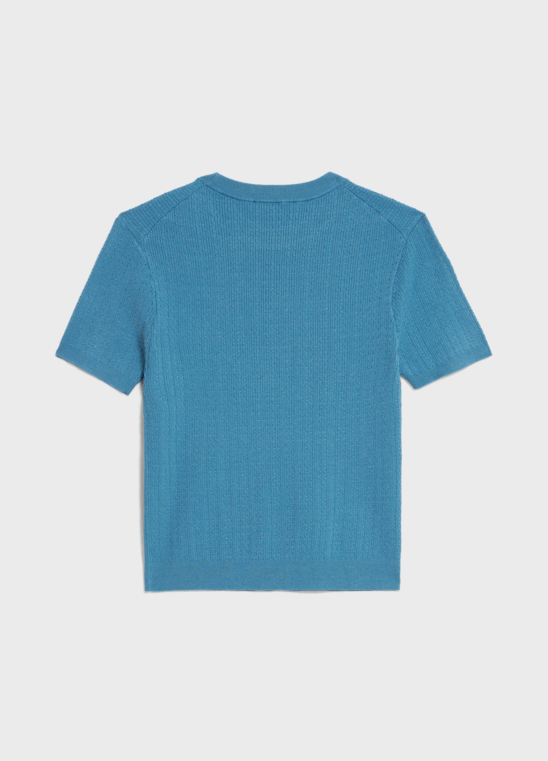 Knitted top with short sleeves