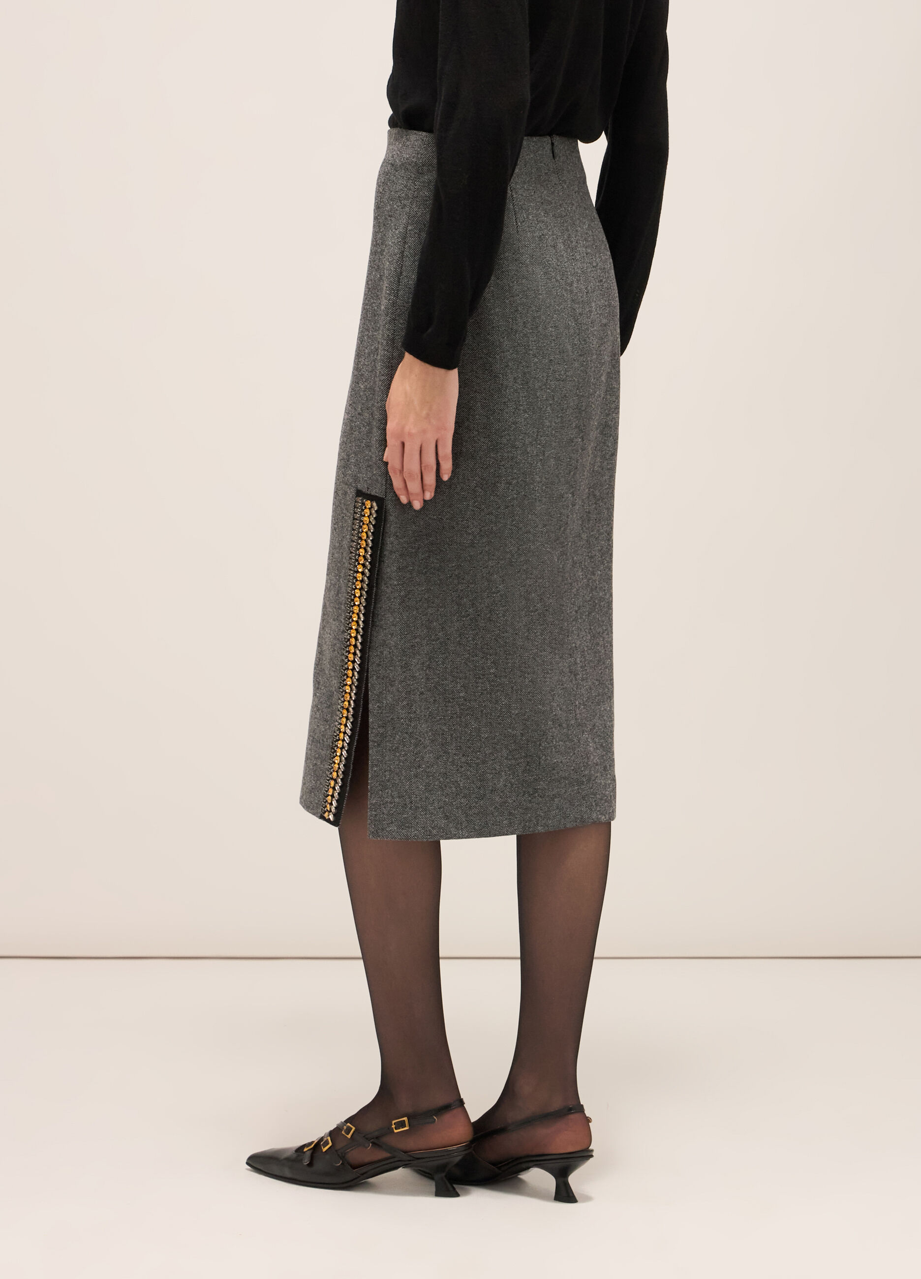Midi skirt in tweed