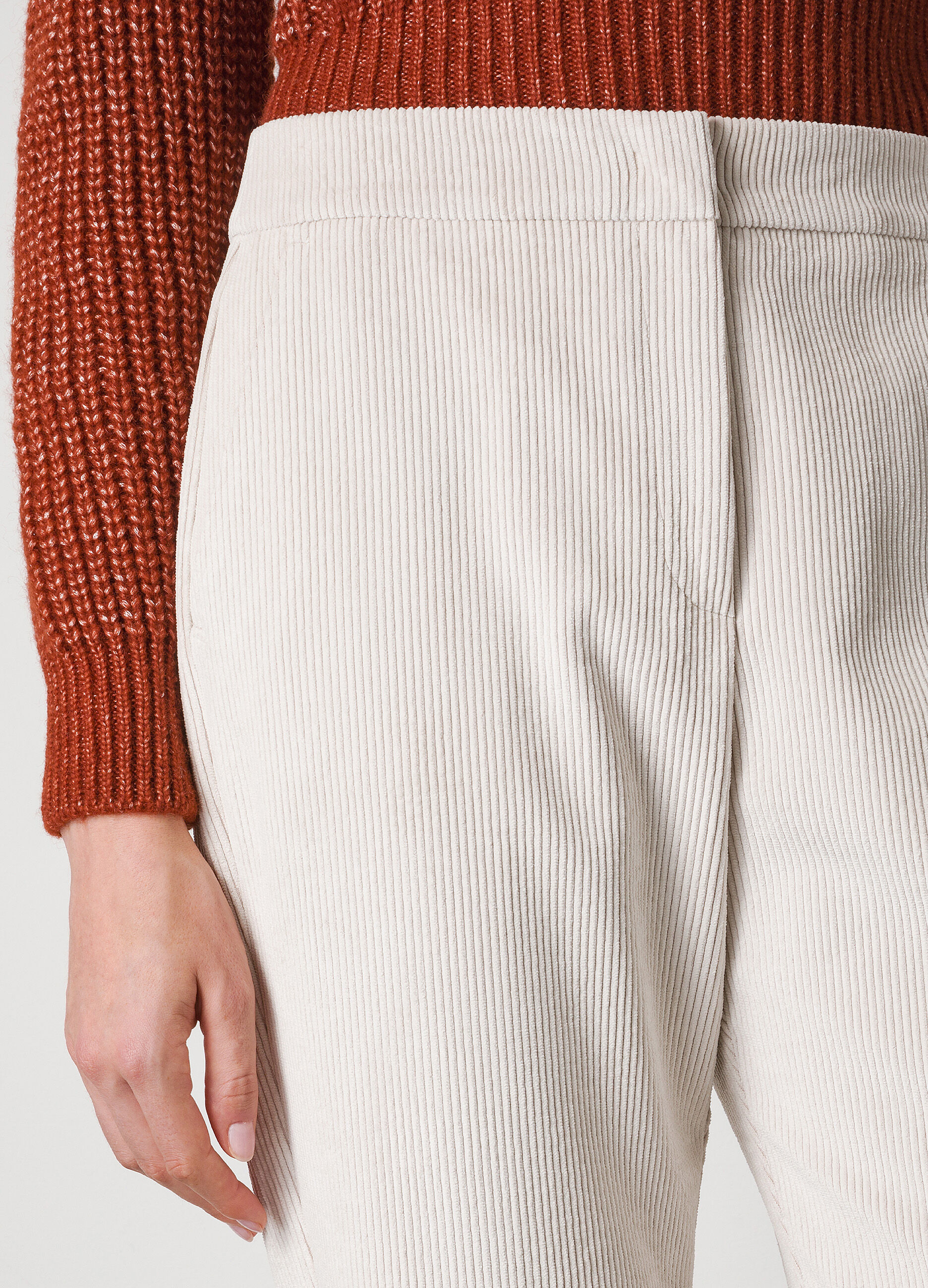 Ribbed cigarette trousers_3