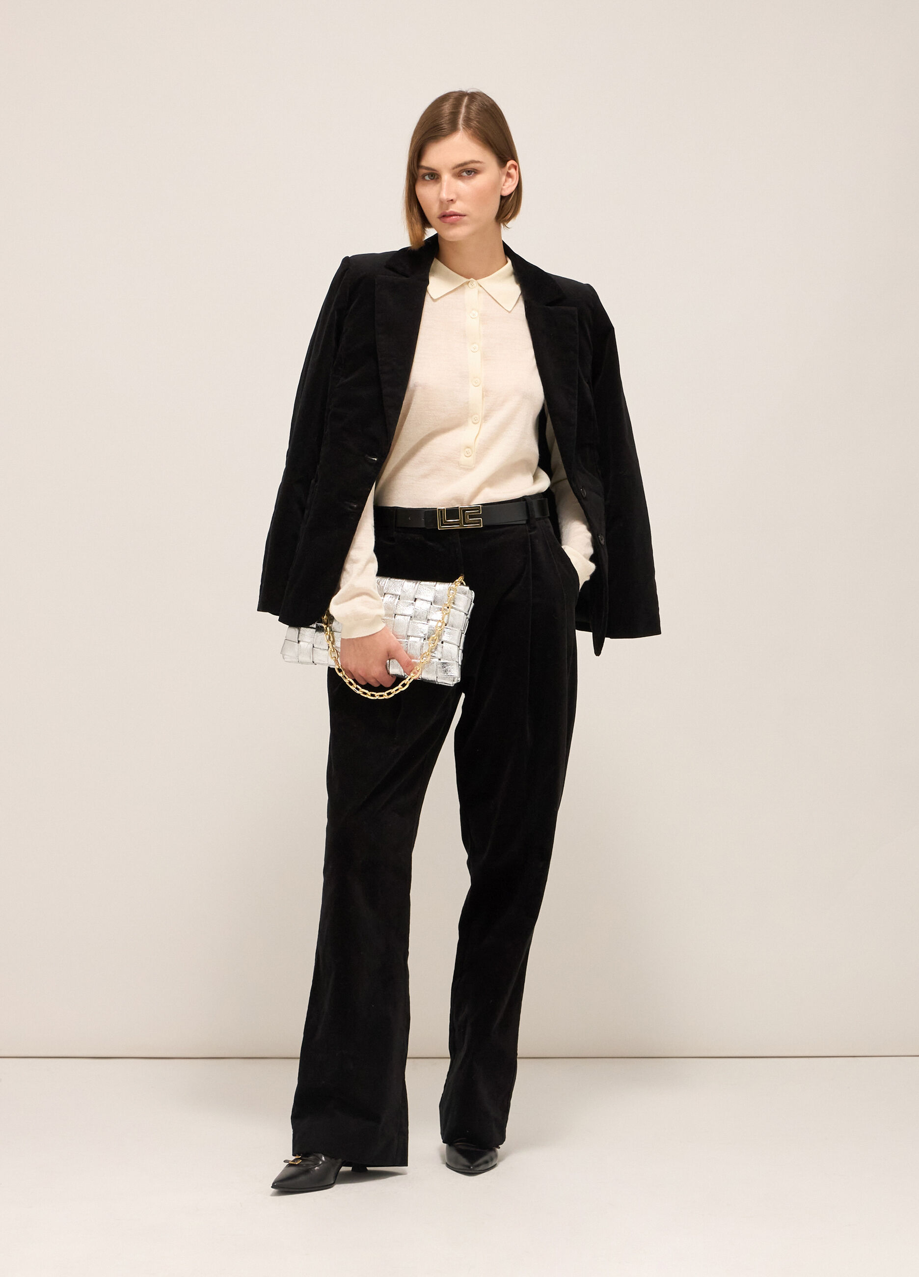 Trousers in stretch velvet