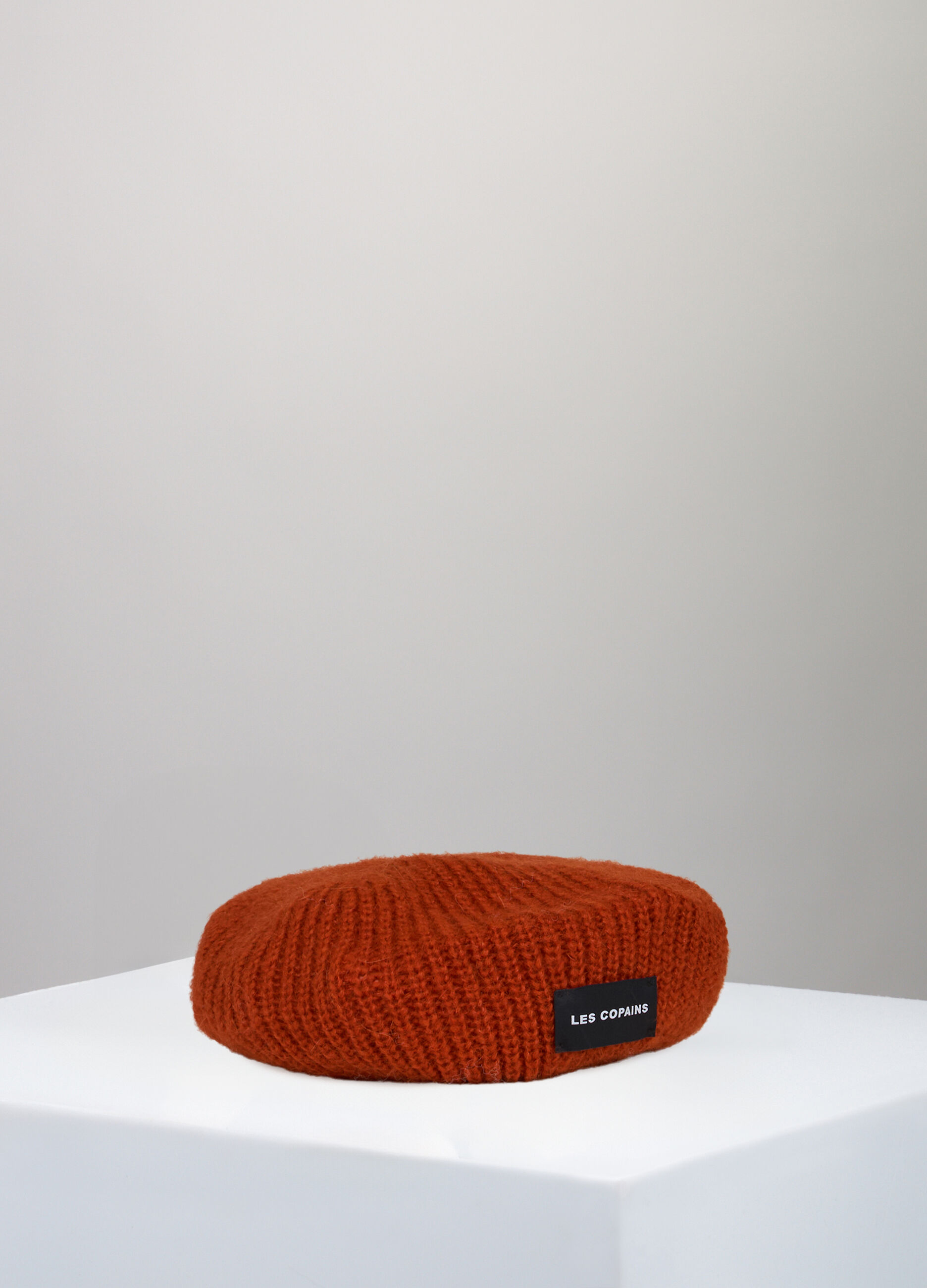 French beret in mohair and acrylic blend