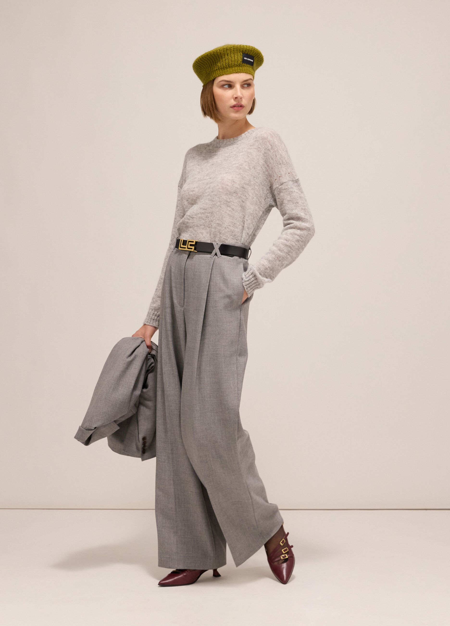 Knitted sweater with round neck