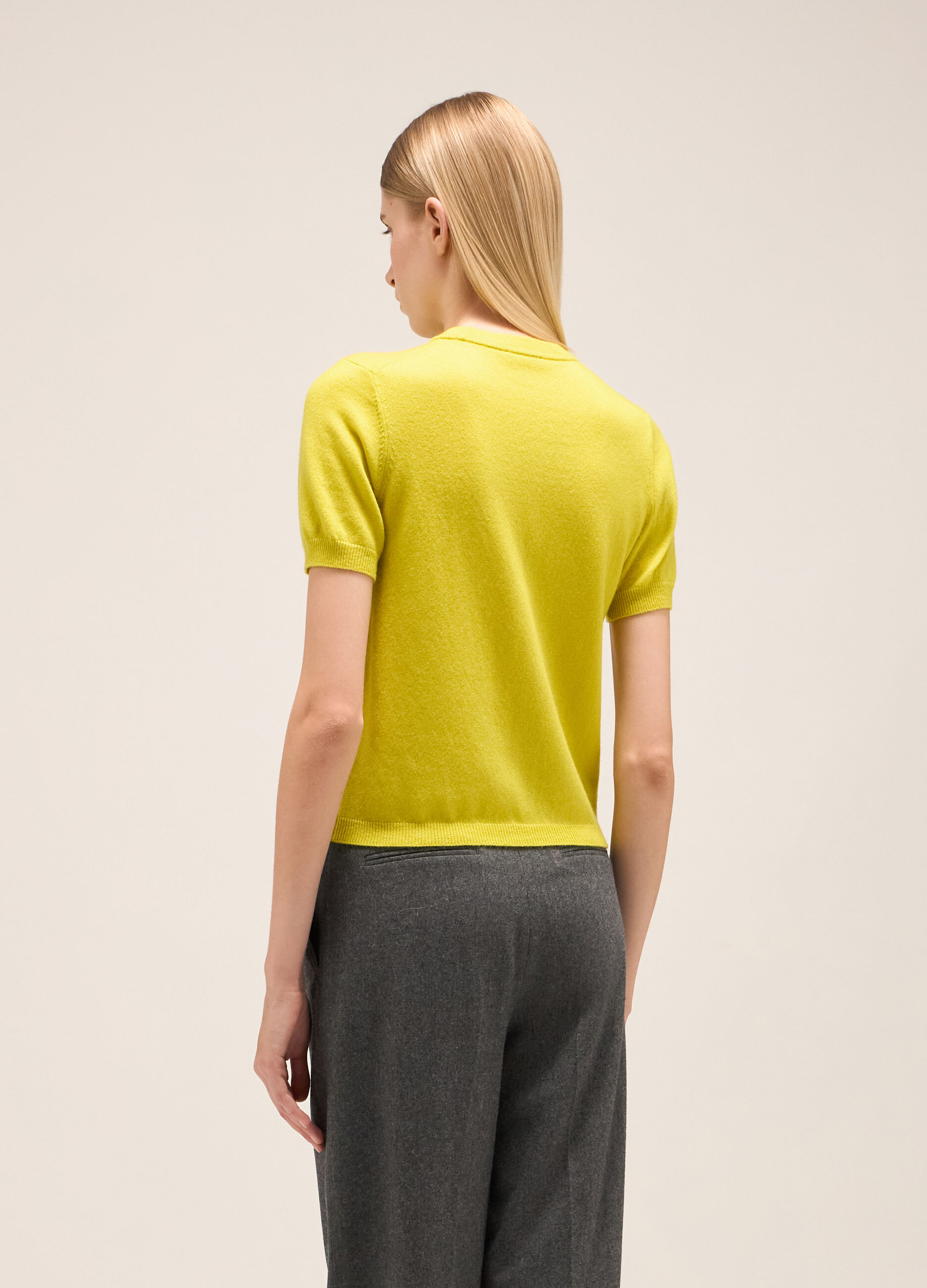 Knitted top with puff sleeves