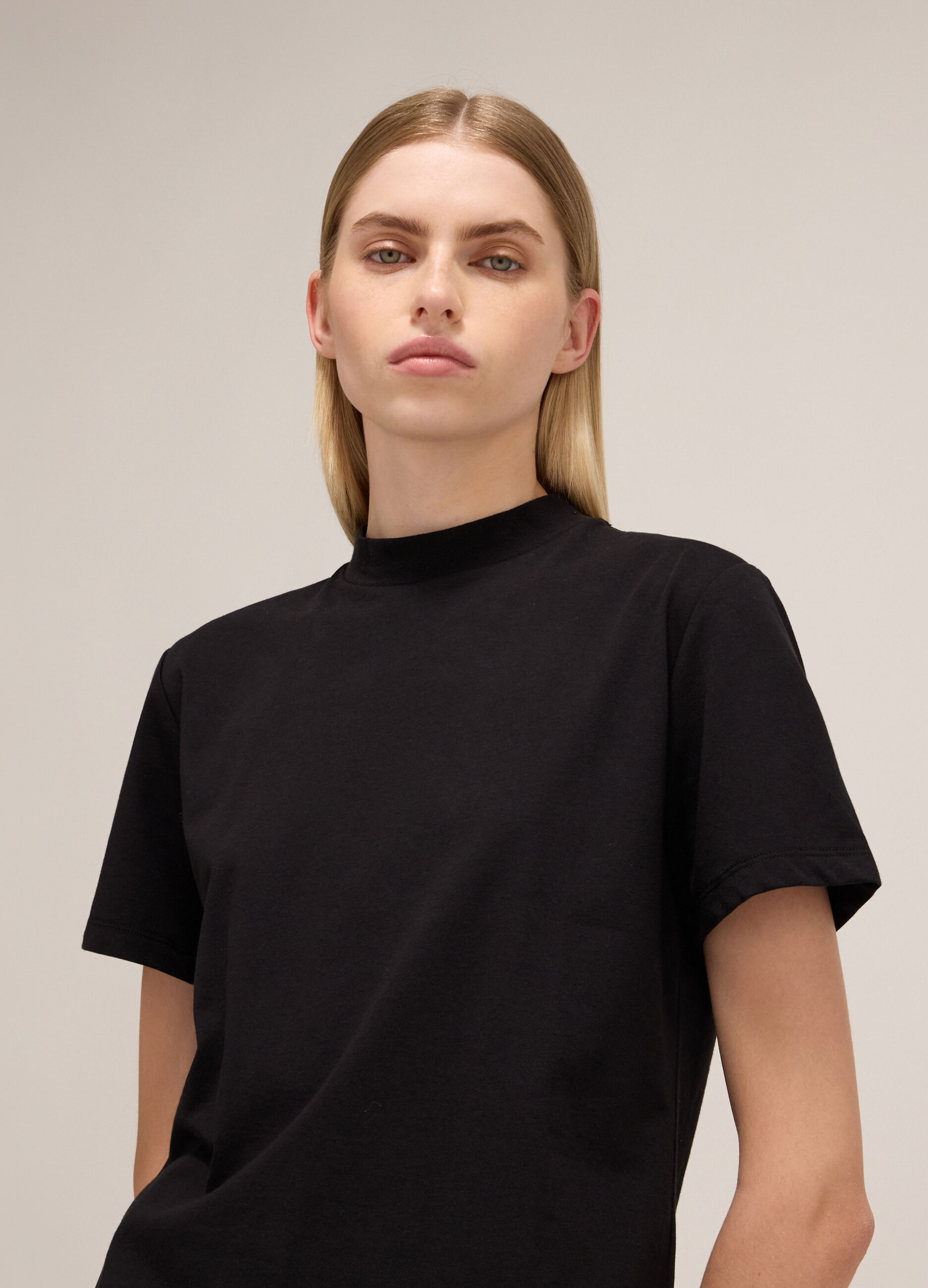 Short-sleeved T-shirt in cotton blend