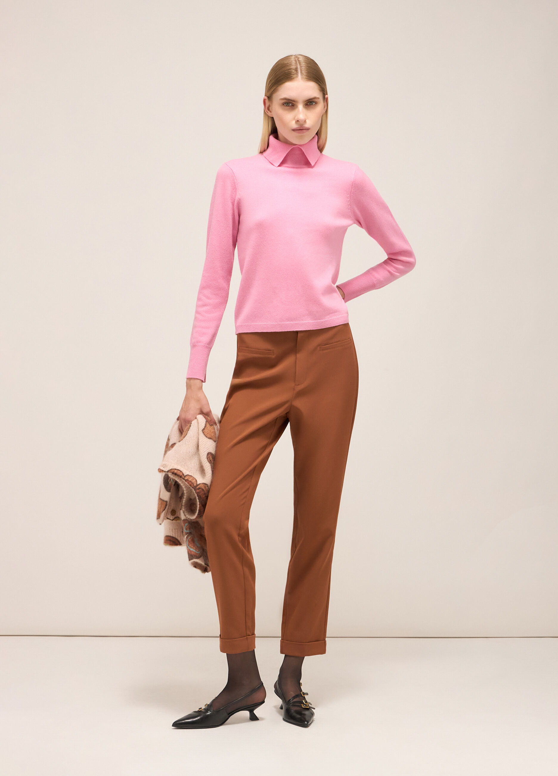 Knitted turtleneck in merino wool
