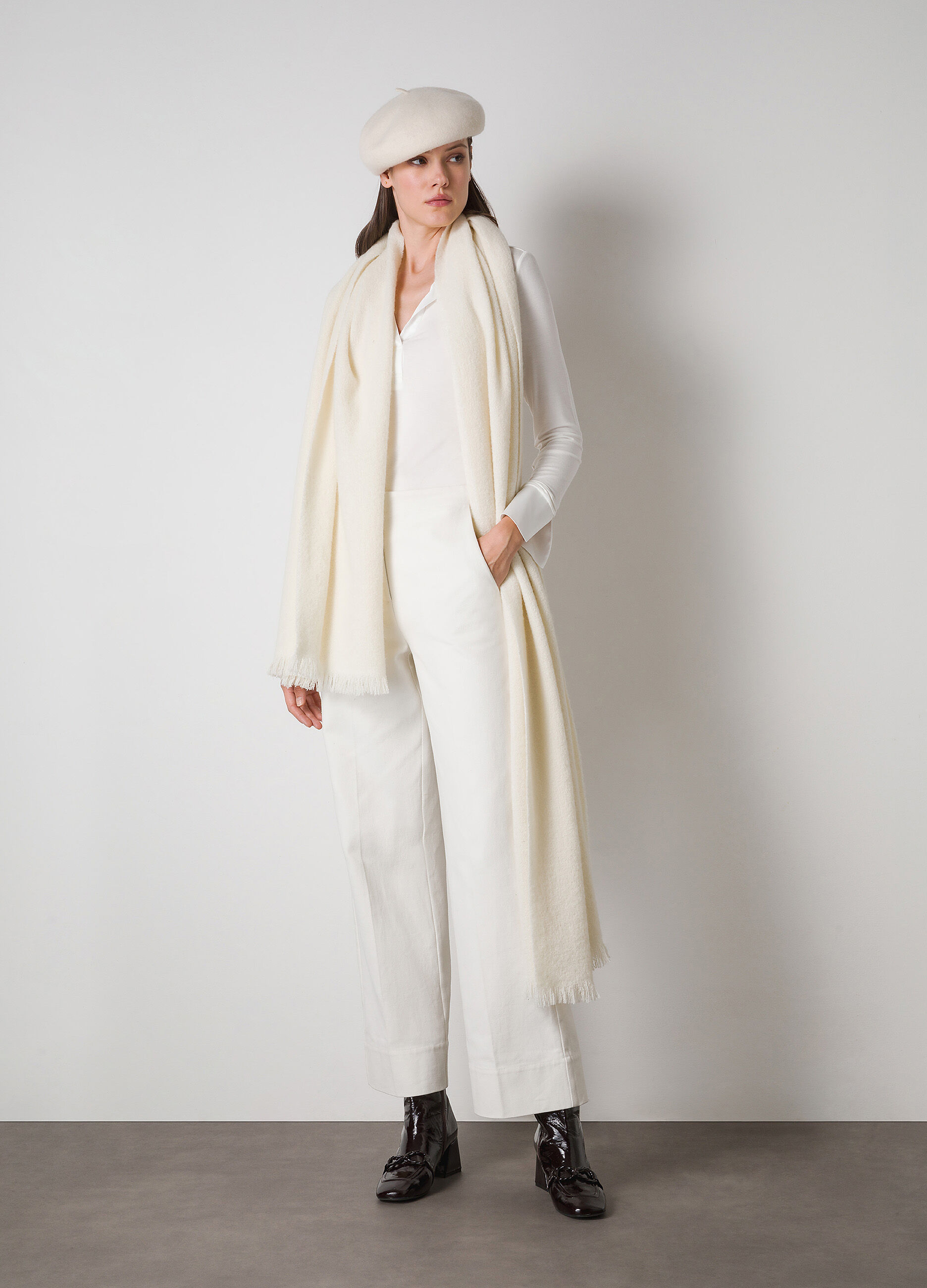 Stretch fabric blouse 