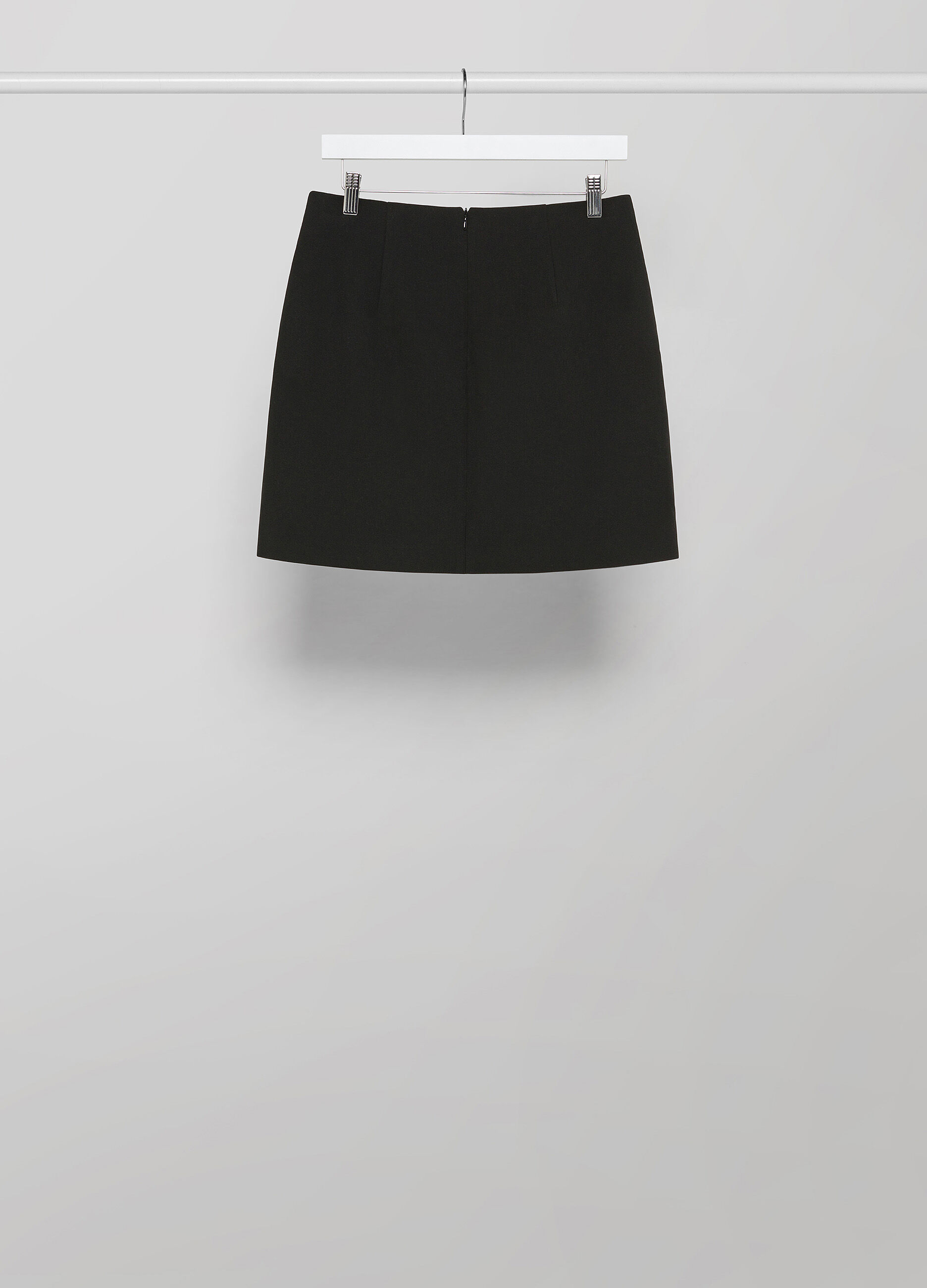 High-waisted miniskirt with strap_5