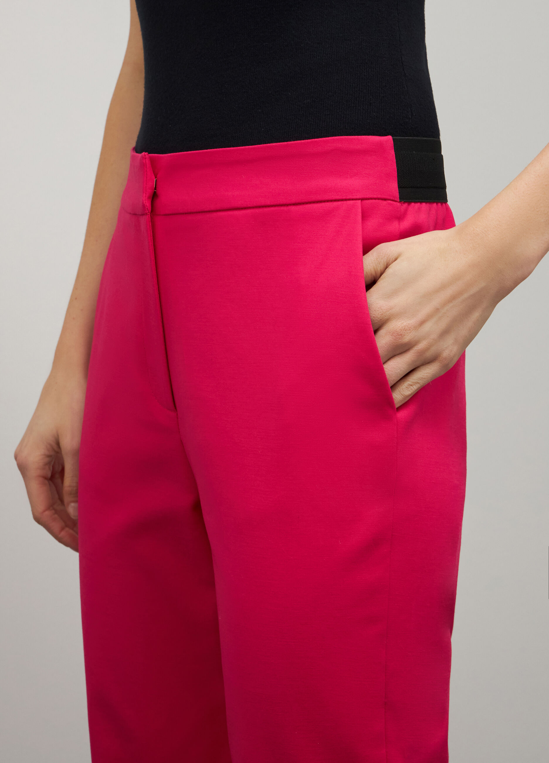 Pink cigarette trousers with elastic