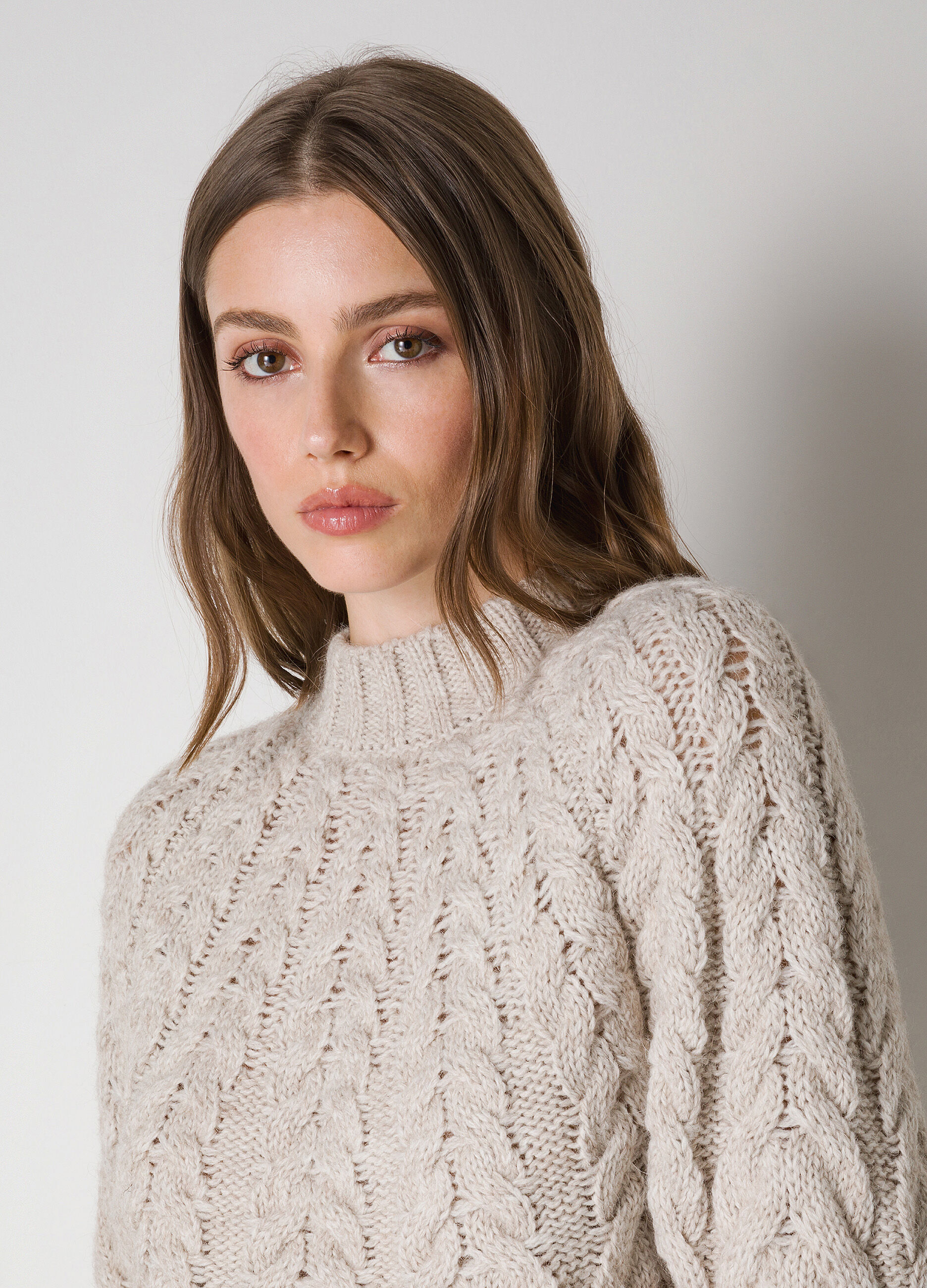 Round-neck tricot in wool and alpaca blend_1