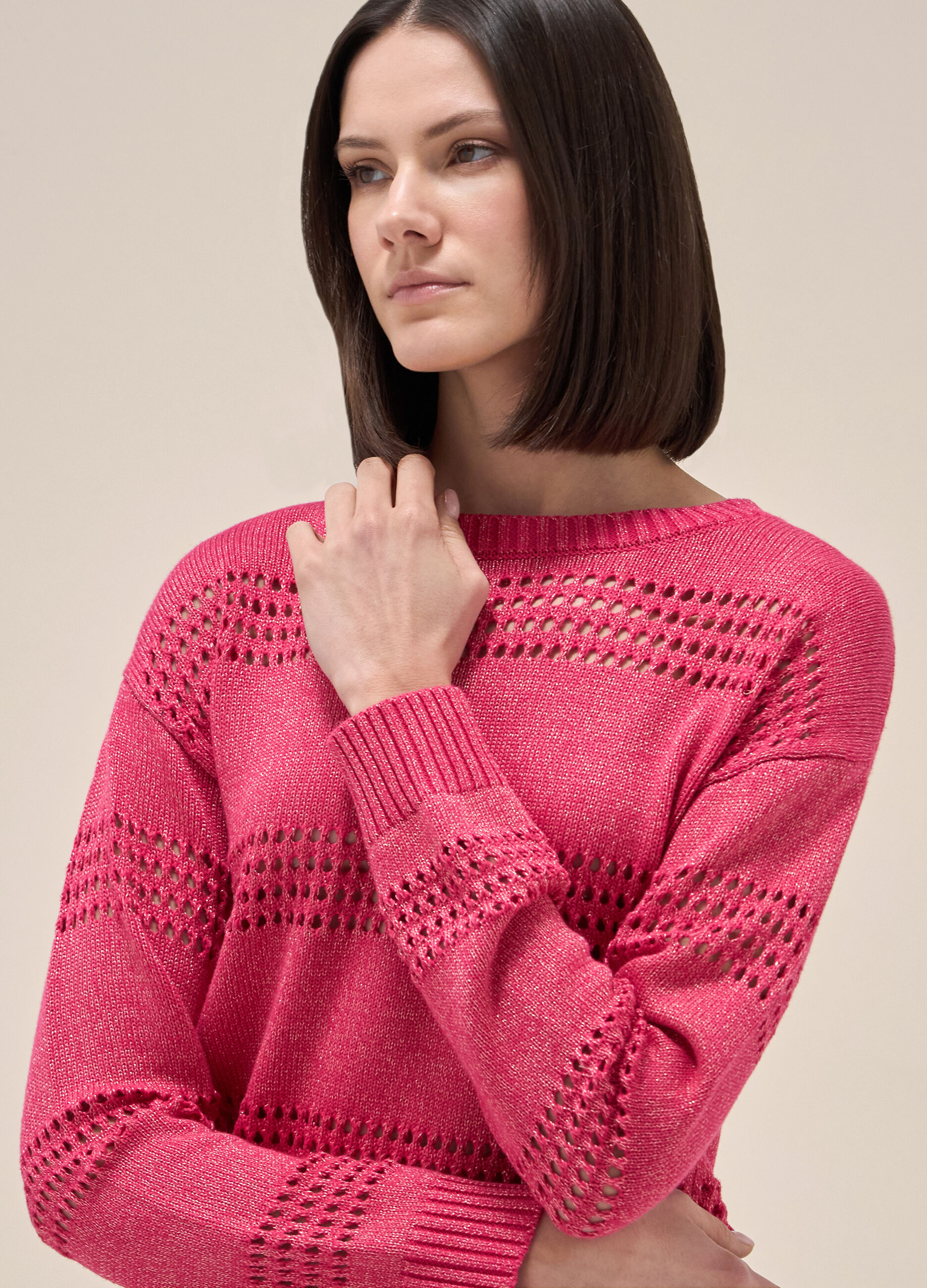 Knitted sweater in silk and cotton_3