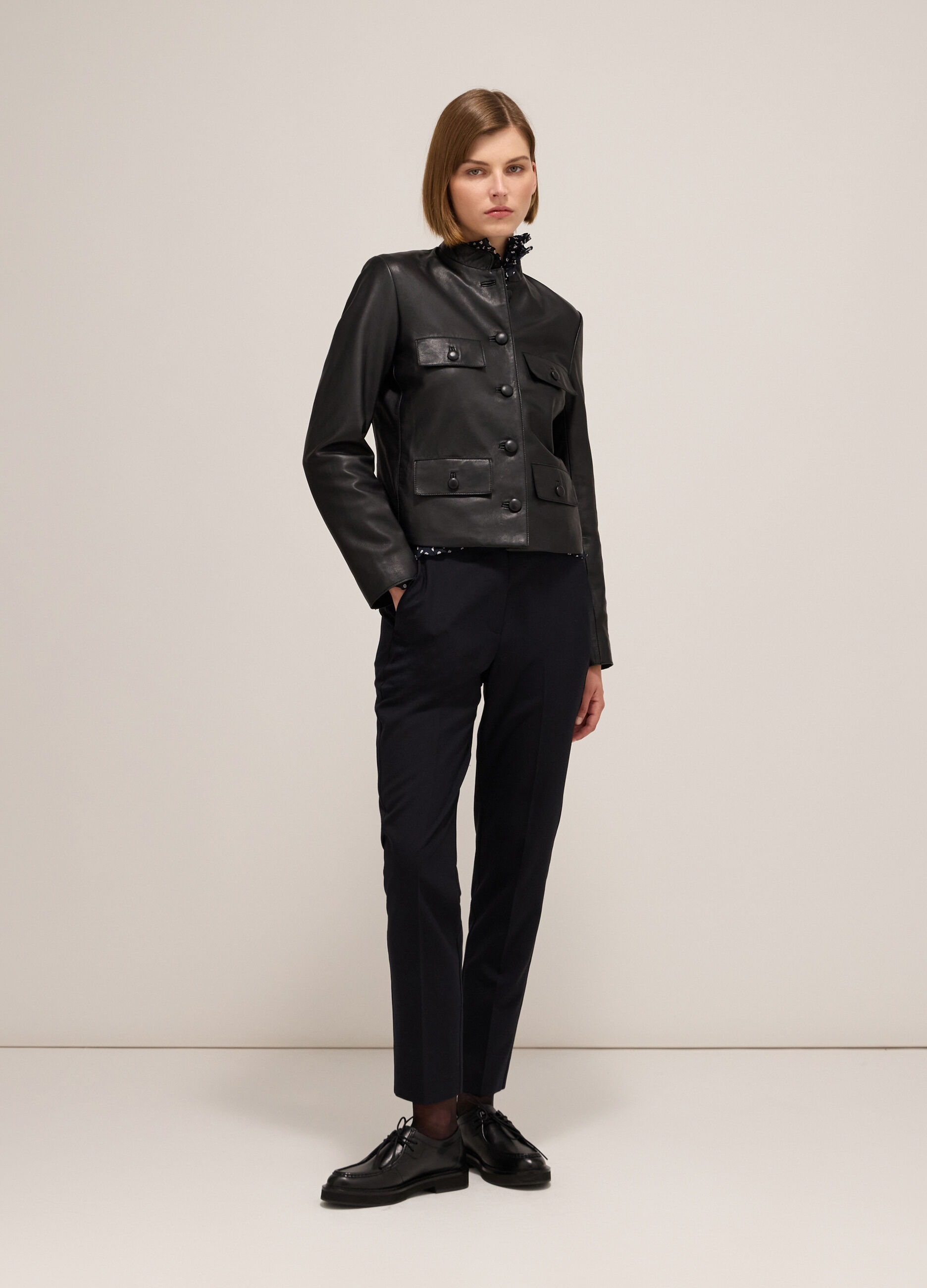 Veste courte en cuir