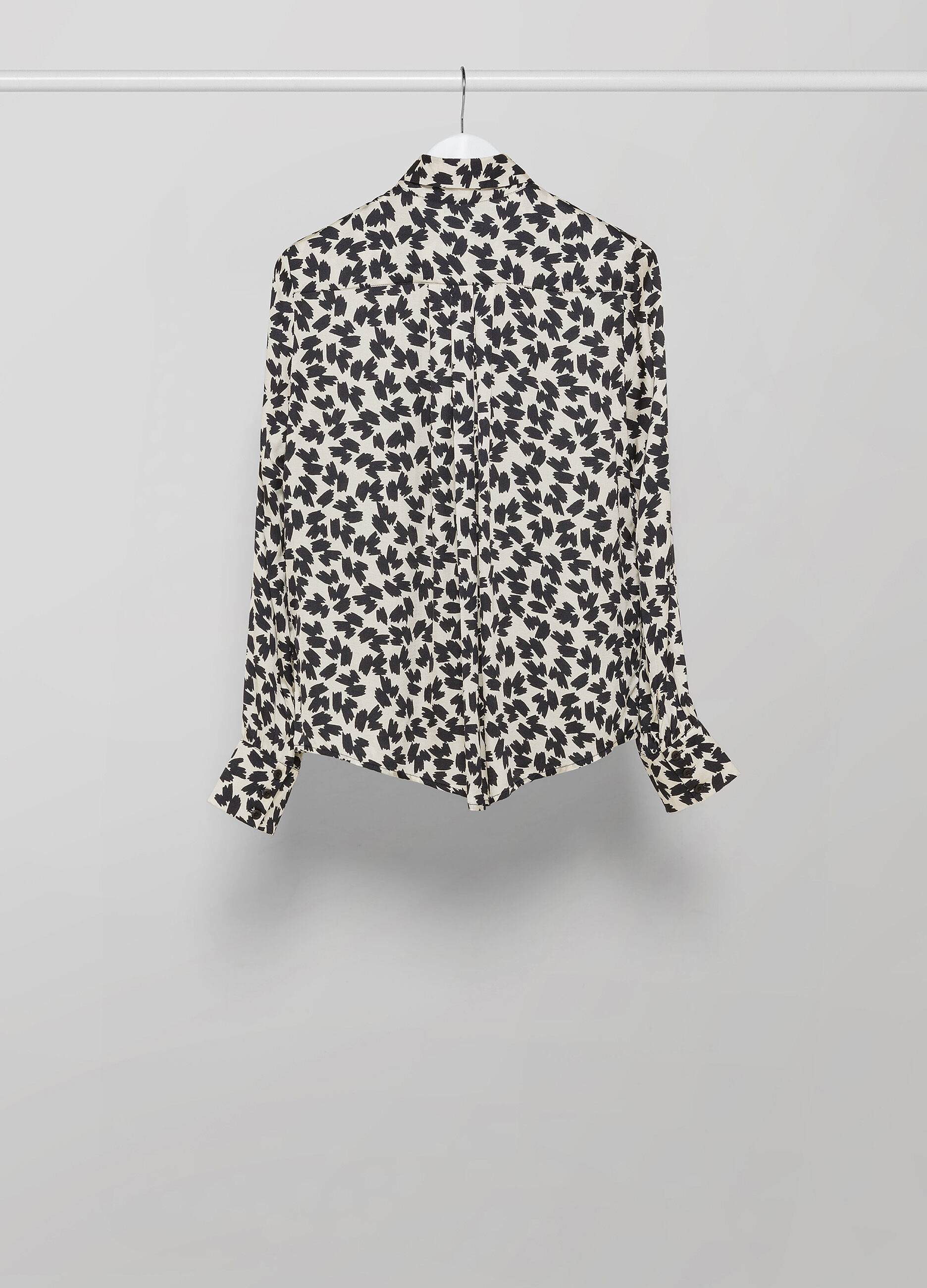 V-neck blouse 