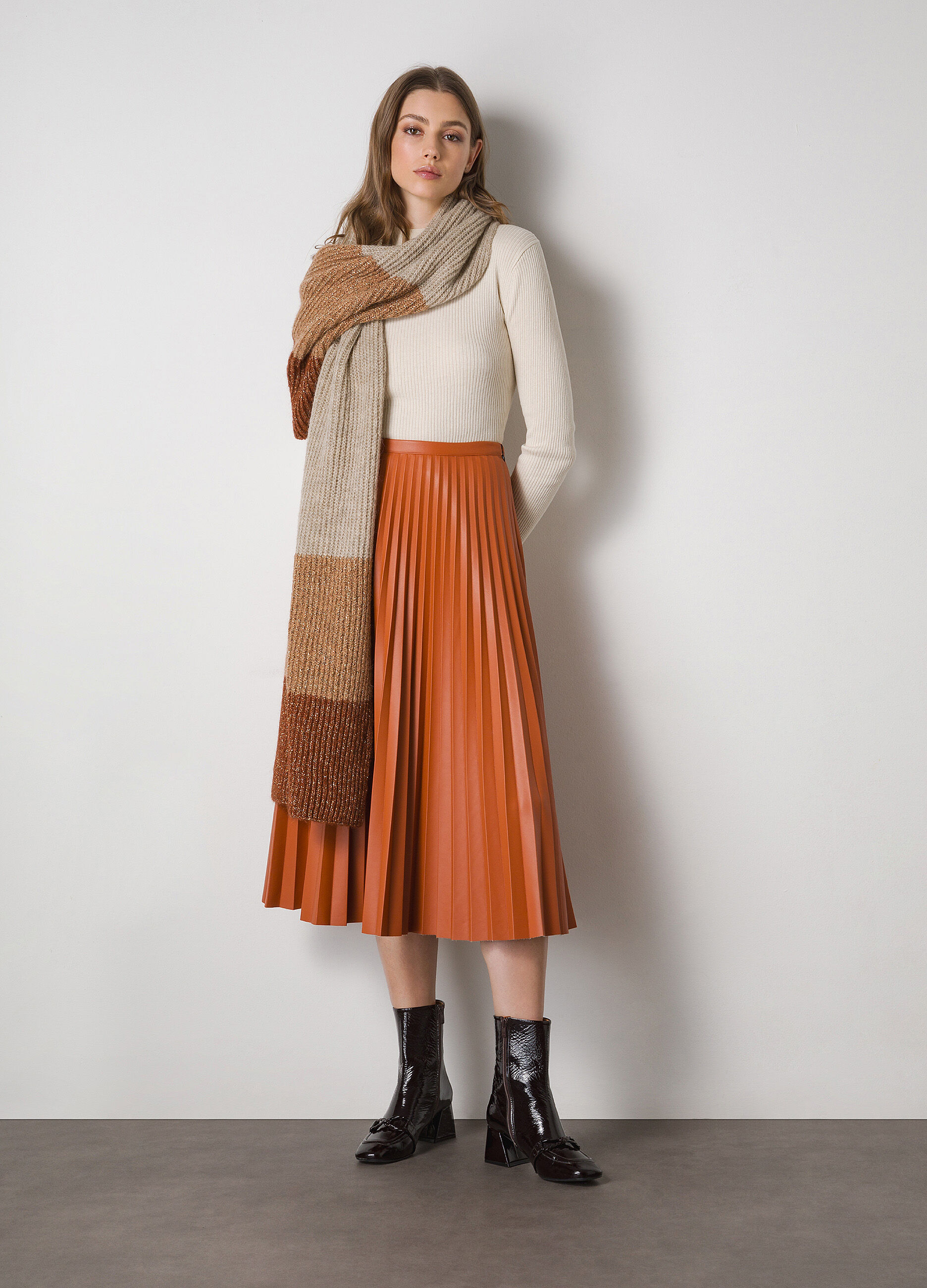Écharpe tricotée en laine mélangée et fil lurex_0