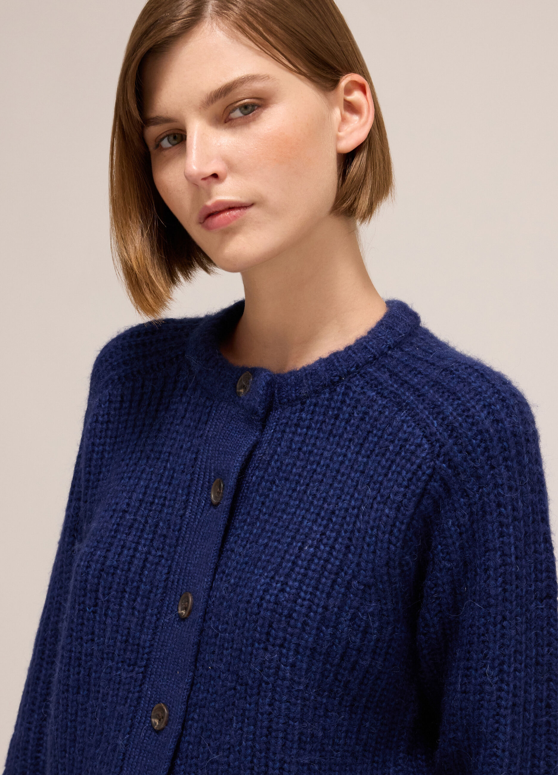 Cardigan tricot a coste