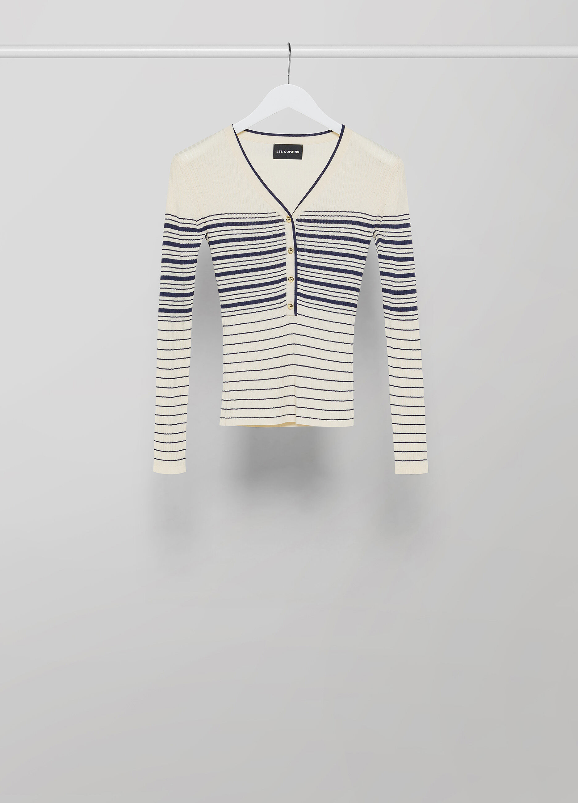Striped ribbed tricot with buttons