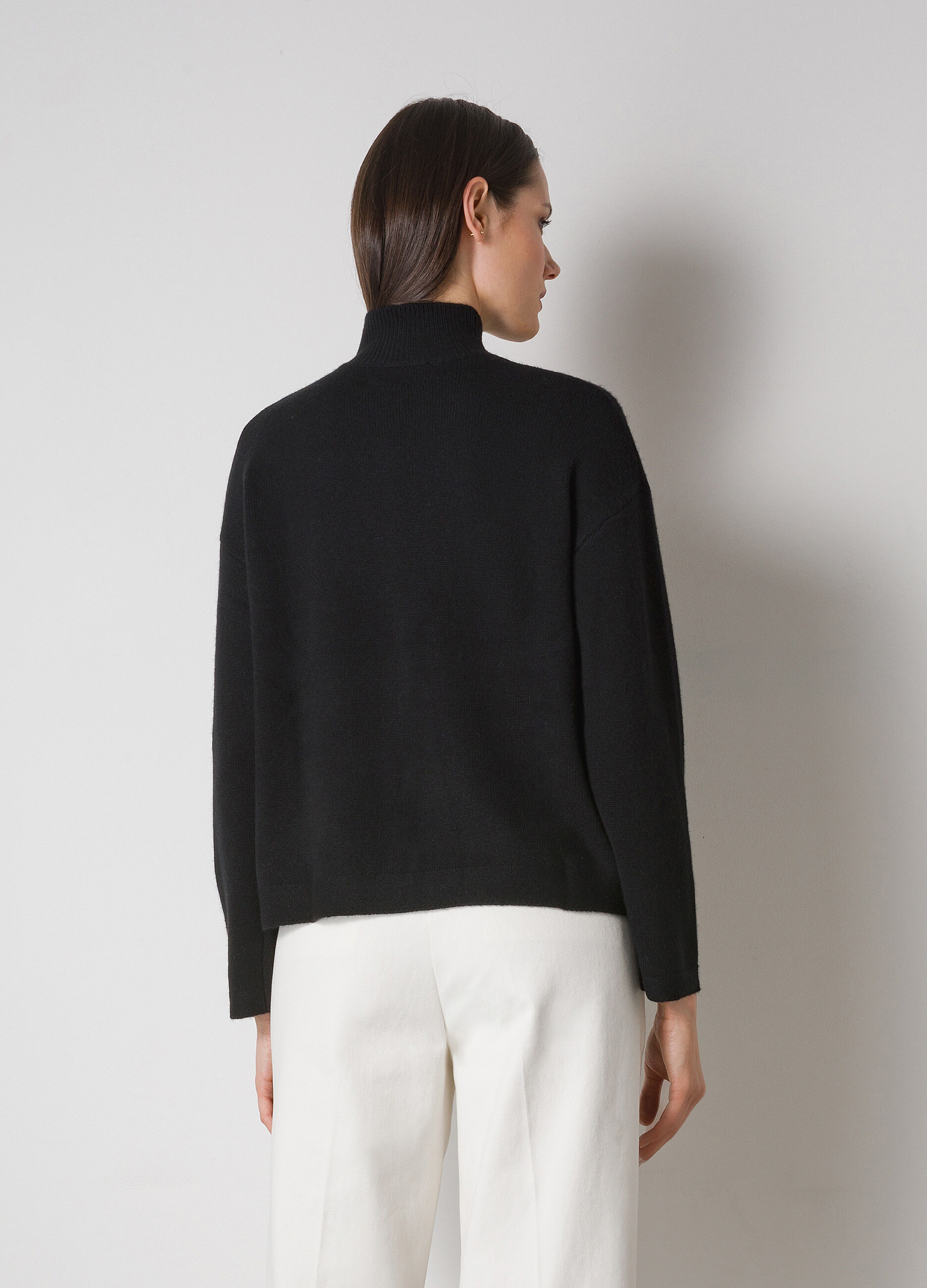 Cashmere blend pullover with high collar _1