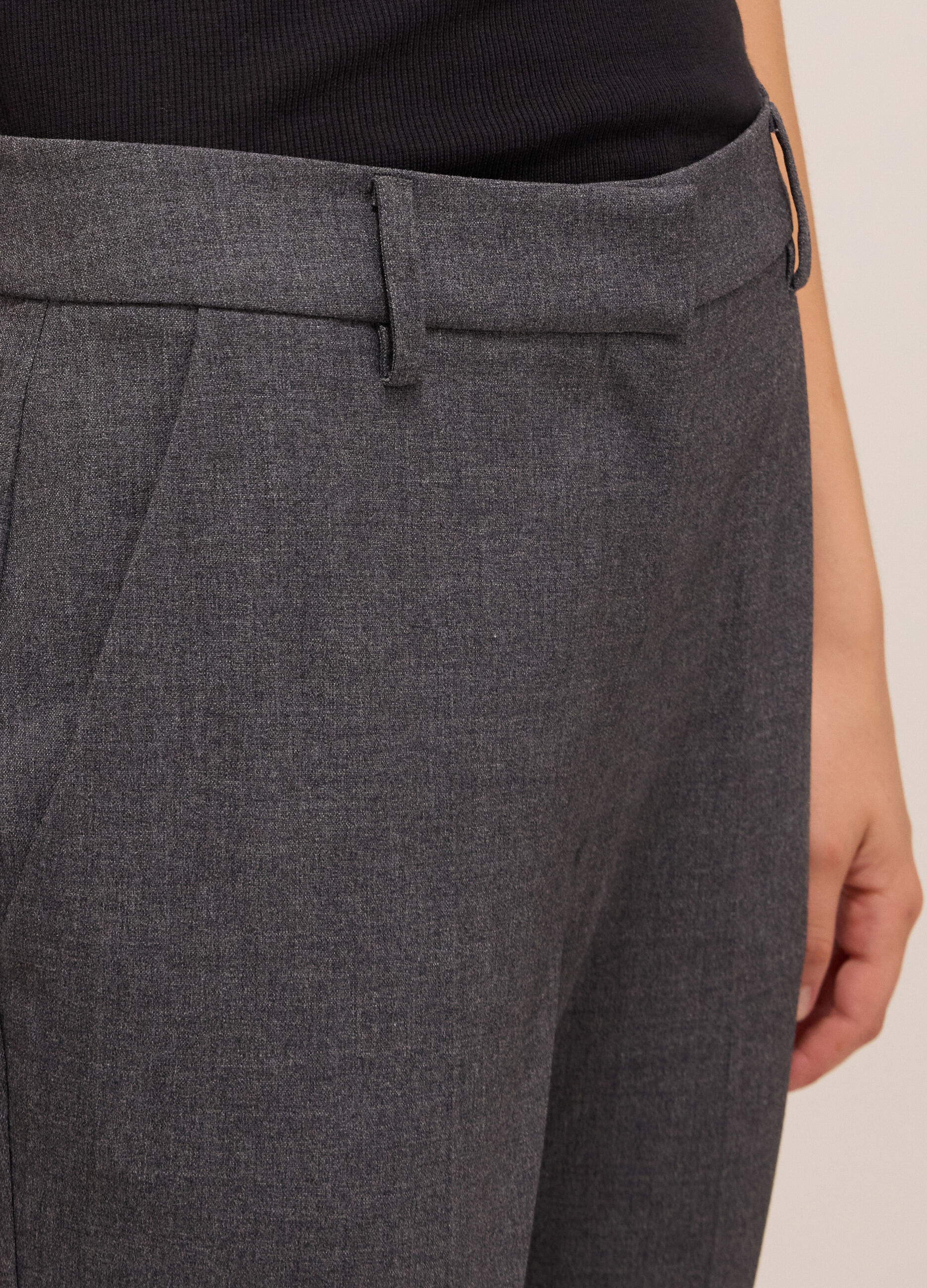 Cigarette trousers with turn-ups