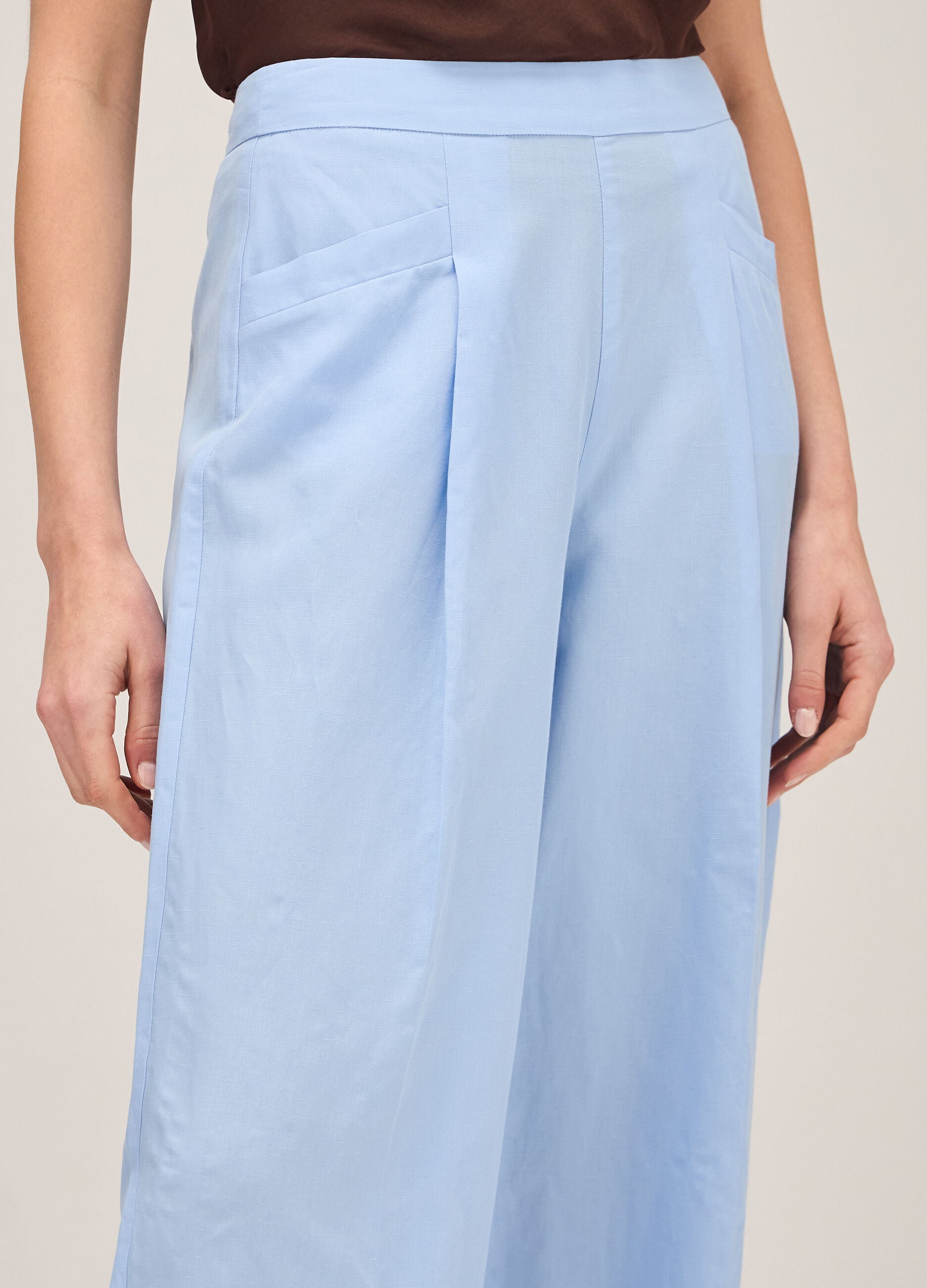 Wide-leg trousers in lyocell and linen_3