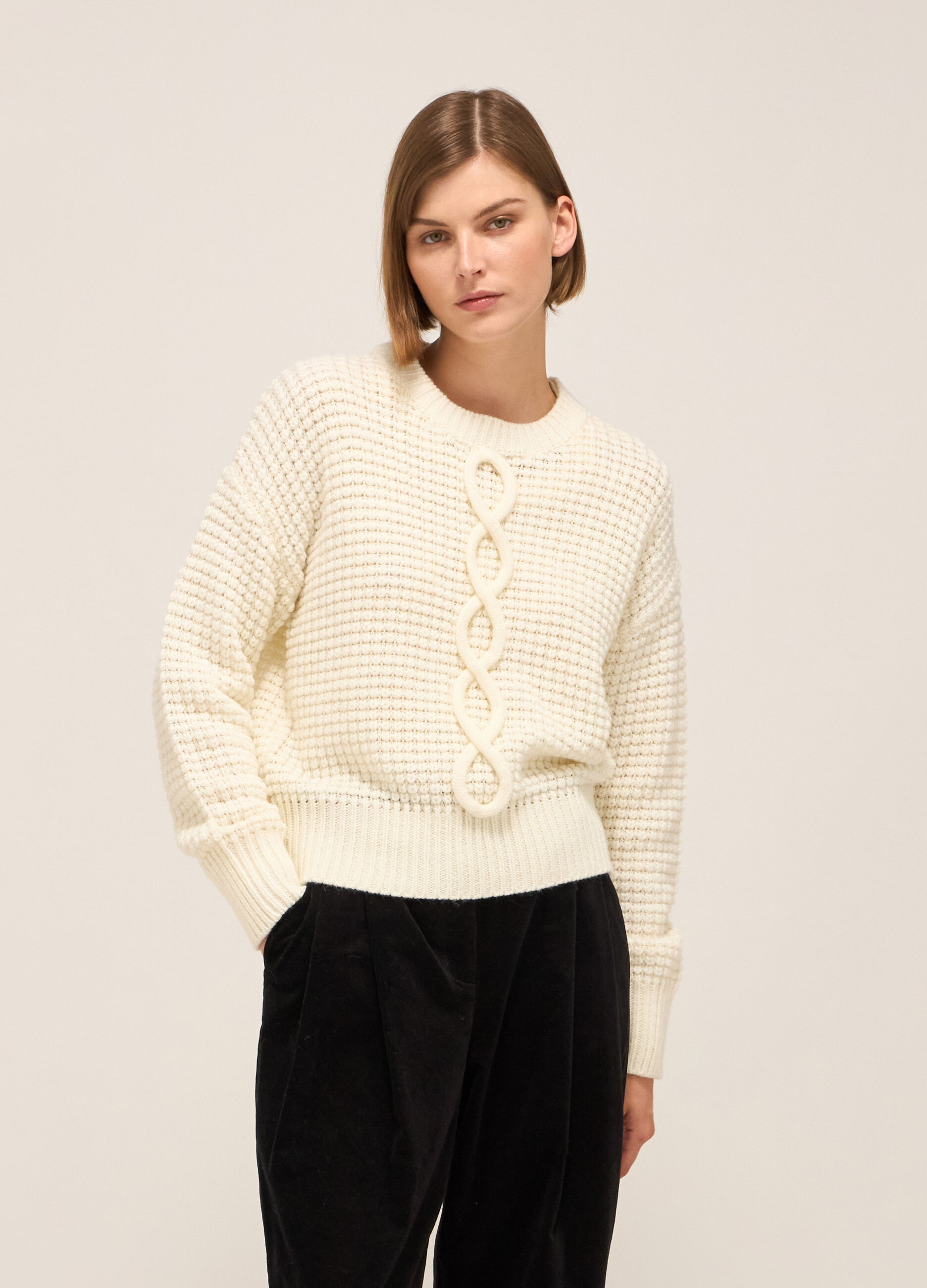 Knitted sweater with round neck in alpaca and wool blend
