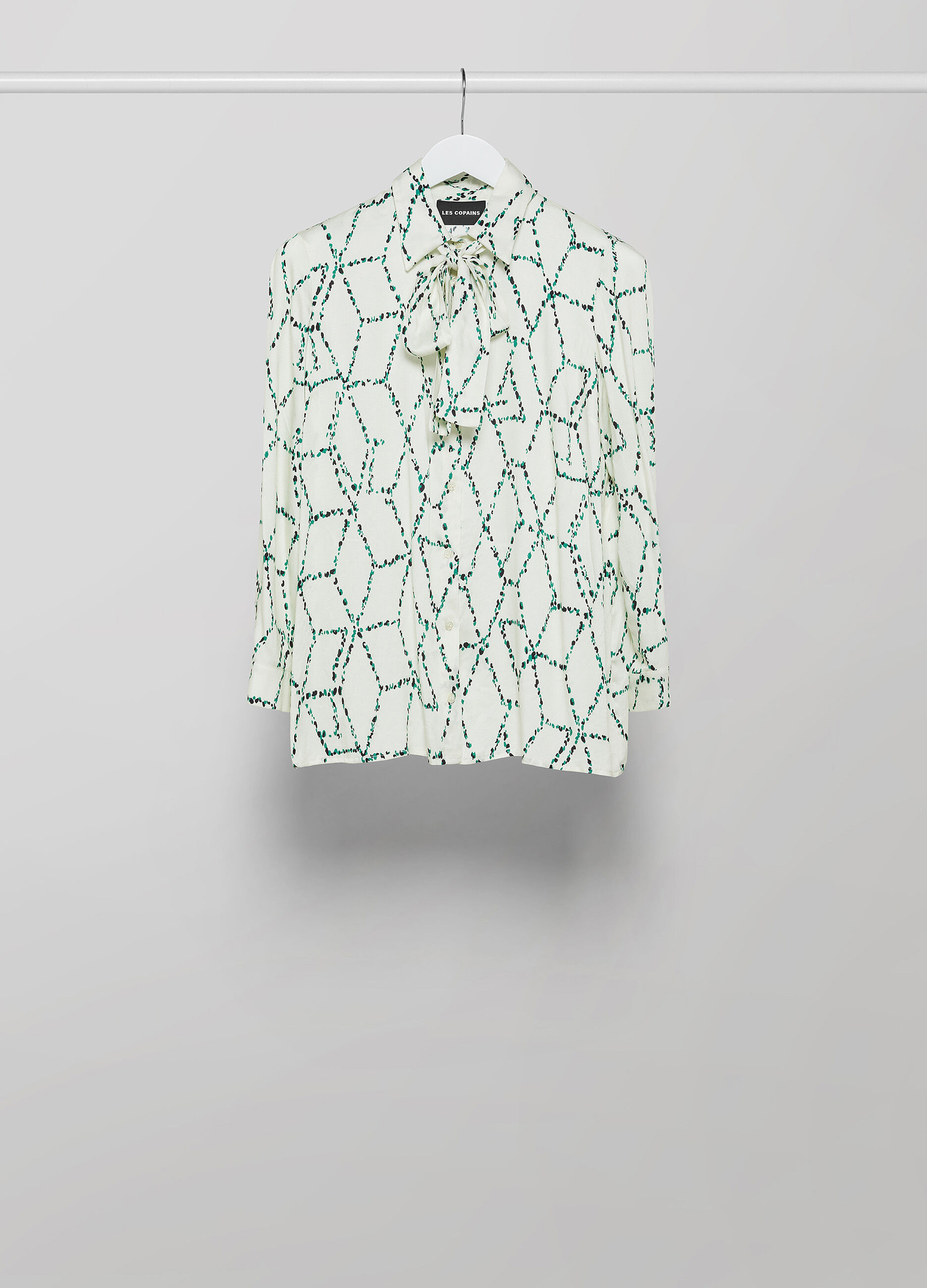 Shirt with bow_6