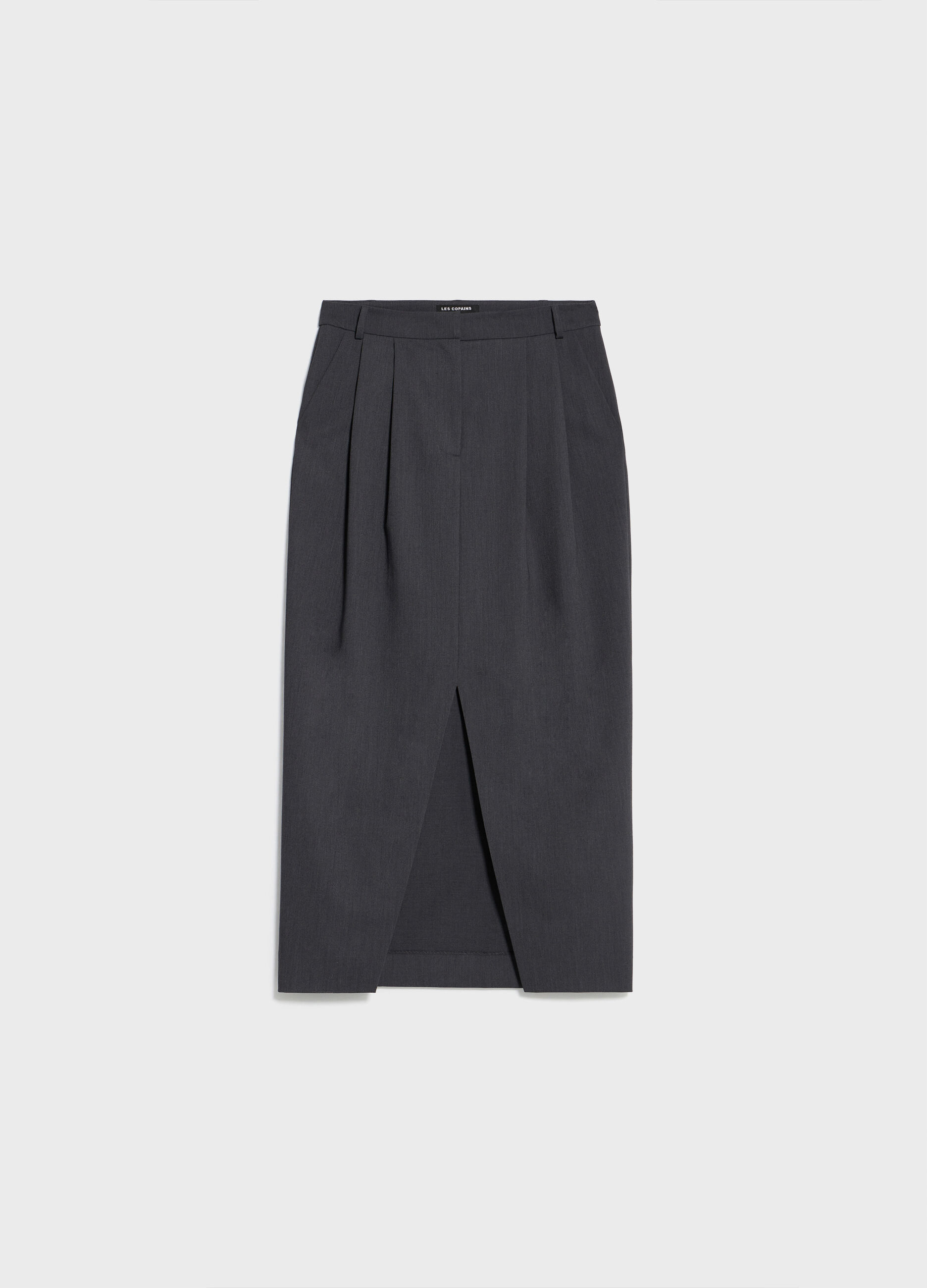 Pencil skirt with double darts