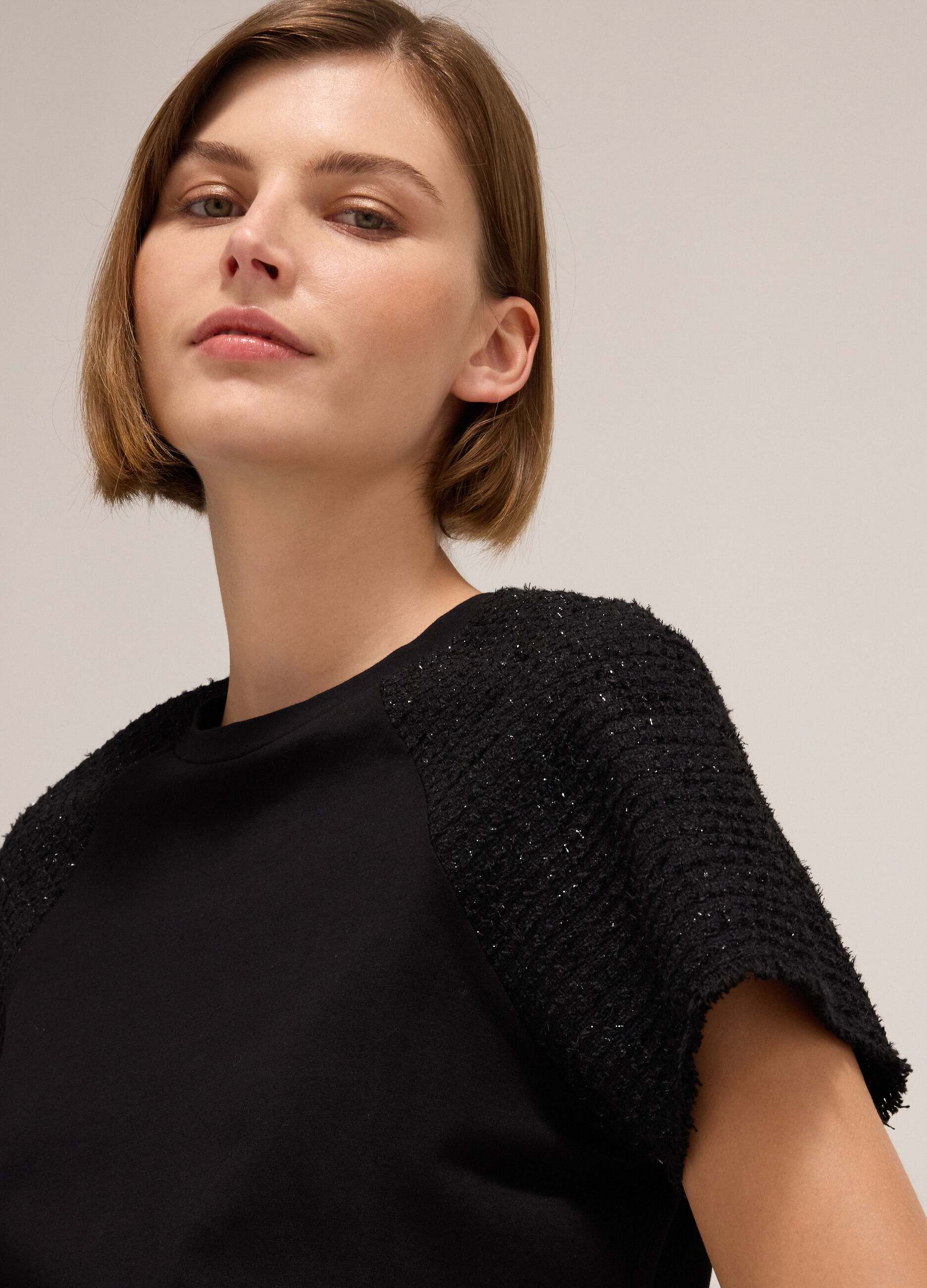 Cotton T-shirt with raglan sleeves