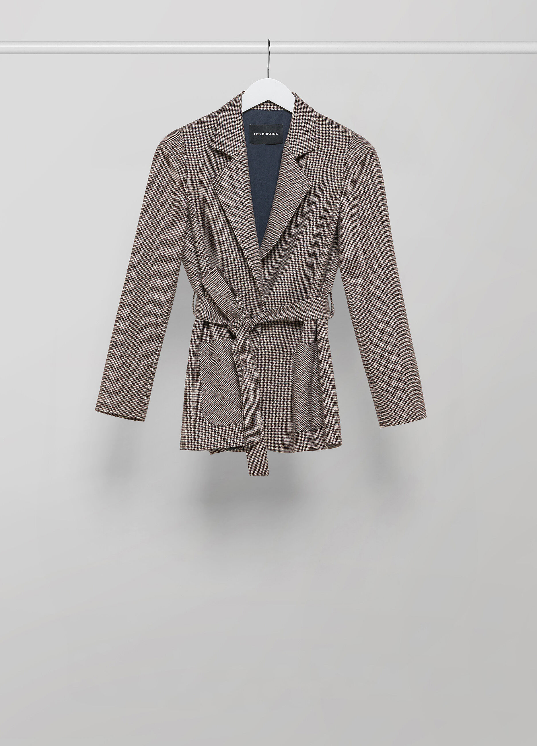 Double-breasted blazer with lapels in wool blend _2