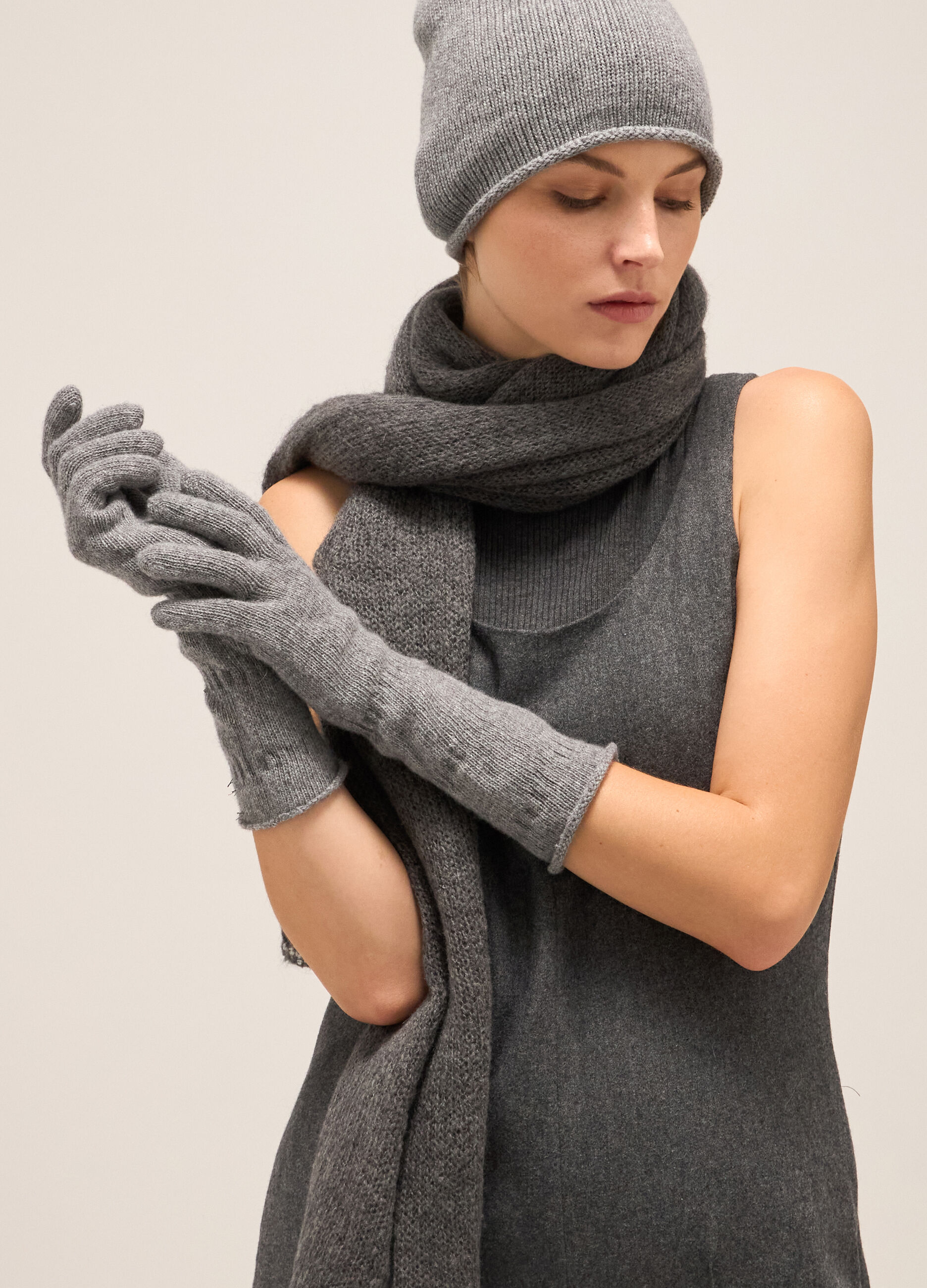 Soft hat in wool blend