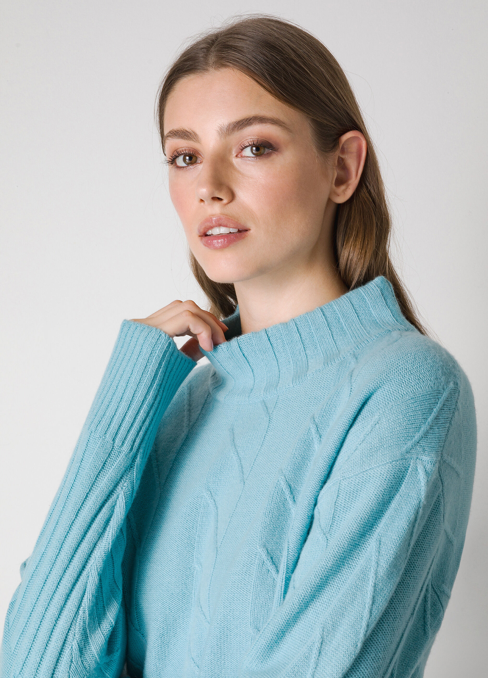 Cashmere blend turtleneck pullover 