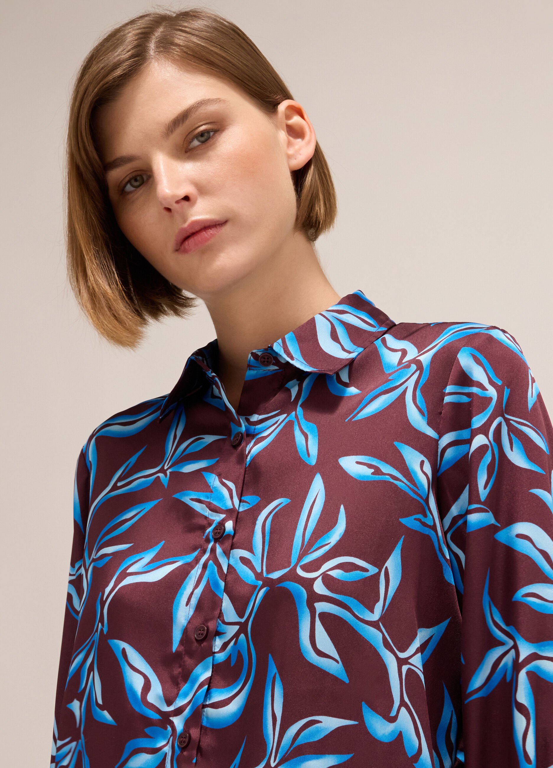 Shirt with floral print