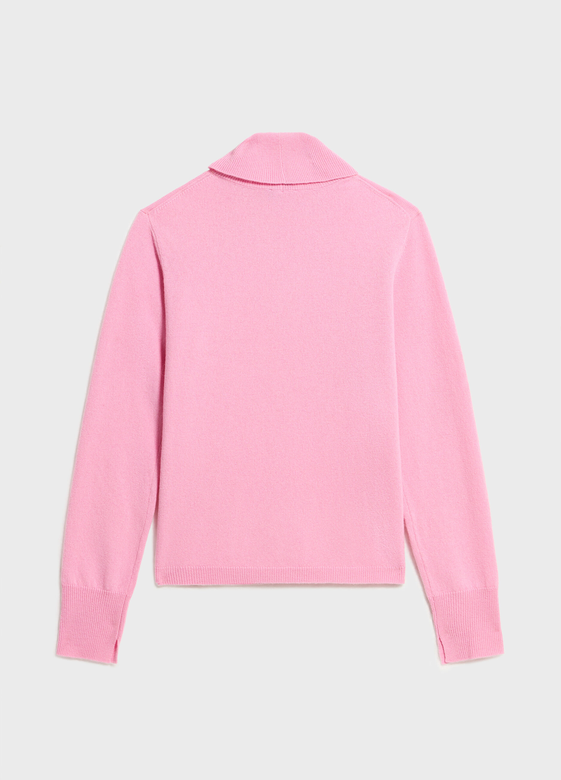 Knitted turtleneck in merino wool