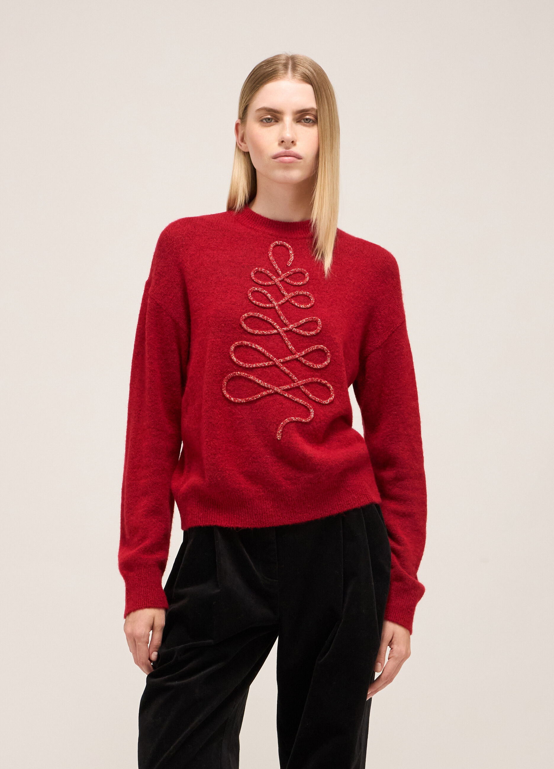 Gros pull avec applications