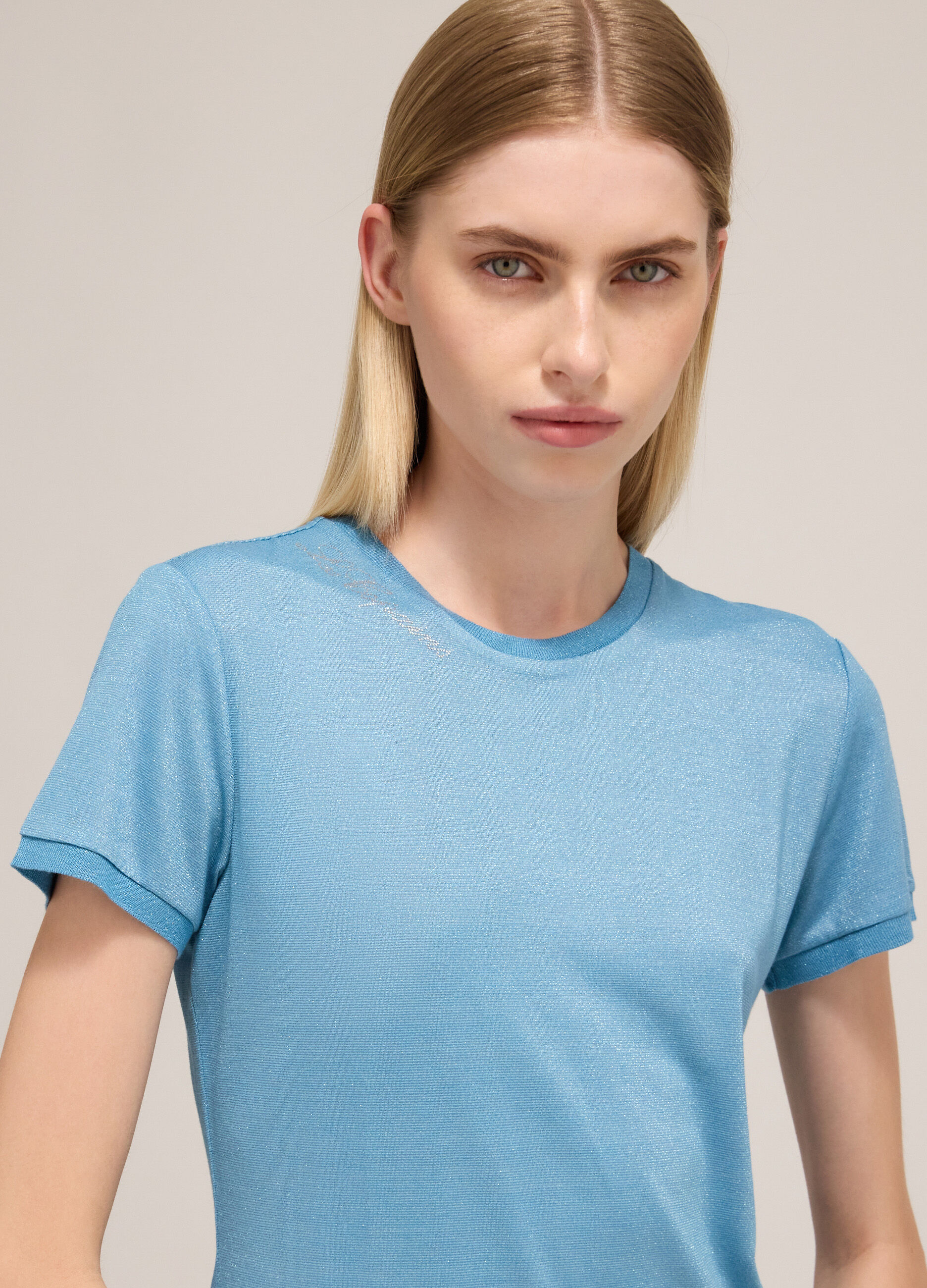 Short-sleeved T-shirt in viscose blend